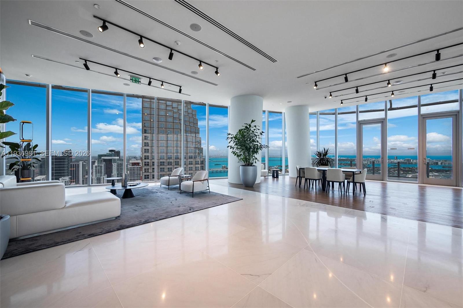 300 Biscayne Blvd Way # 3201
