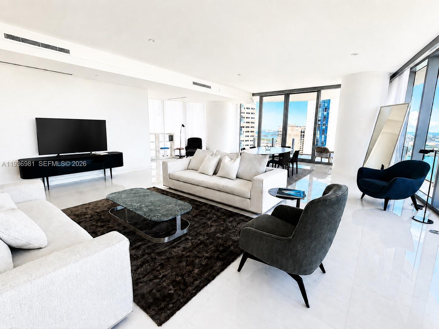 300 Biscayne Blvd Way # 3201