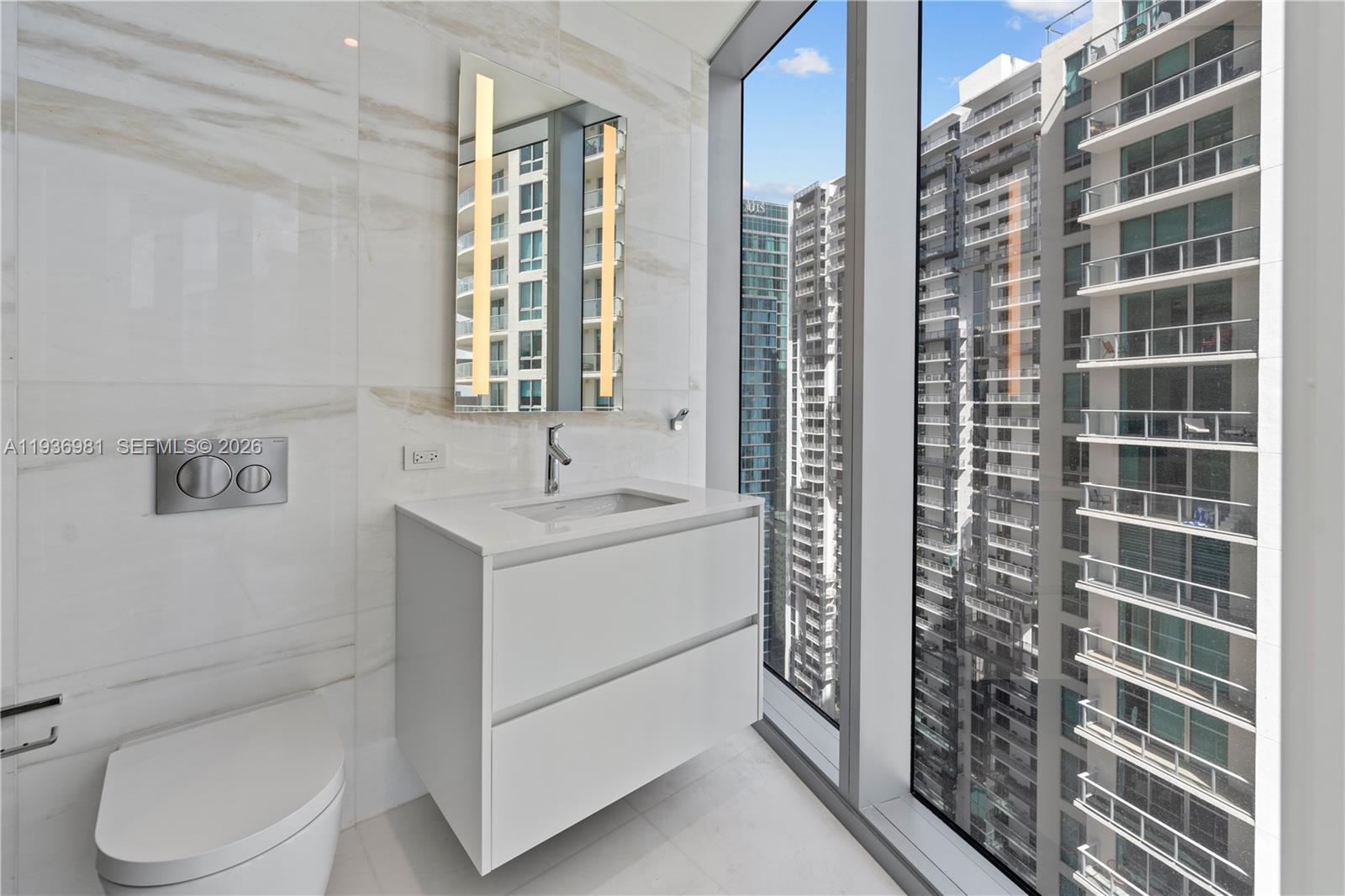 300 Biscayne Blvd Way # 3201