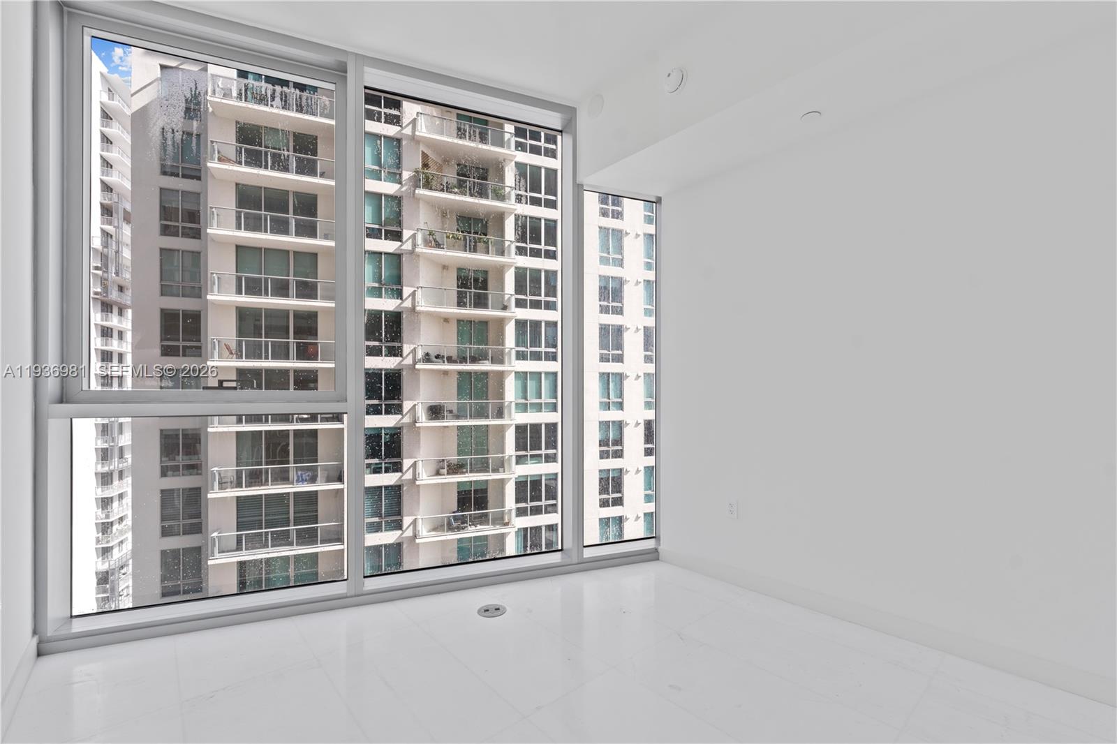 300 Biscayne Blvd Way # 3201
