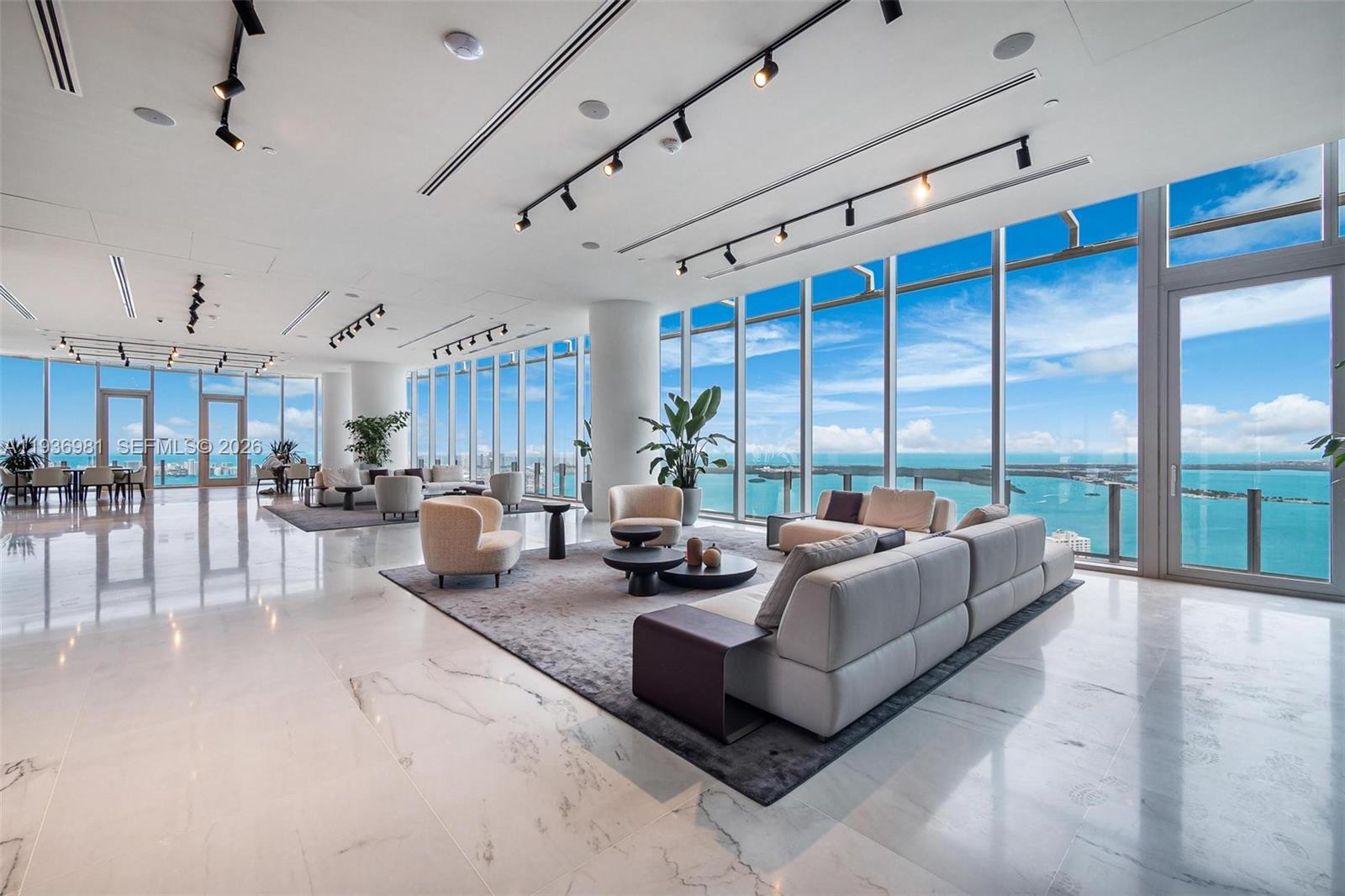300 Biscayne Blvd Way # 3201