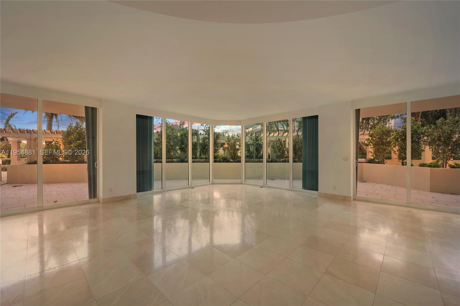 300 S Pointe Dr Unit 303 | Portofino Tower
