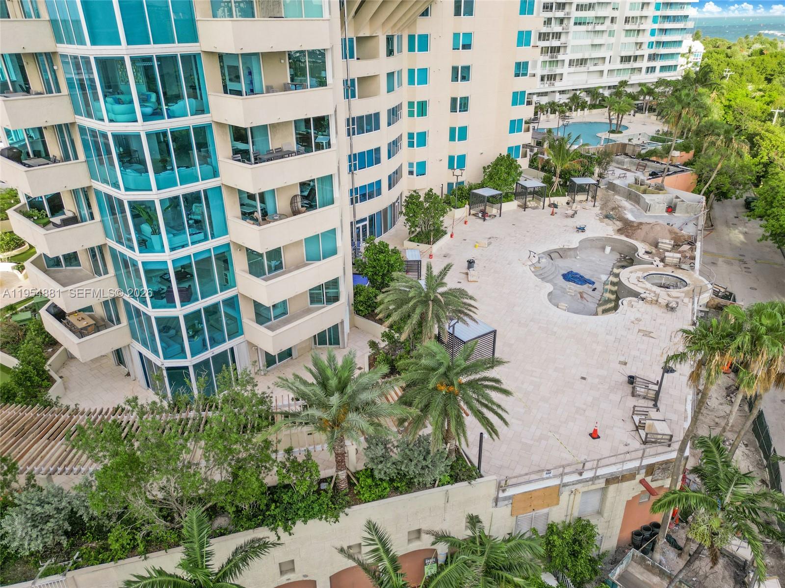 300 S Pointe Dr Unit 303 | Portofino Tower