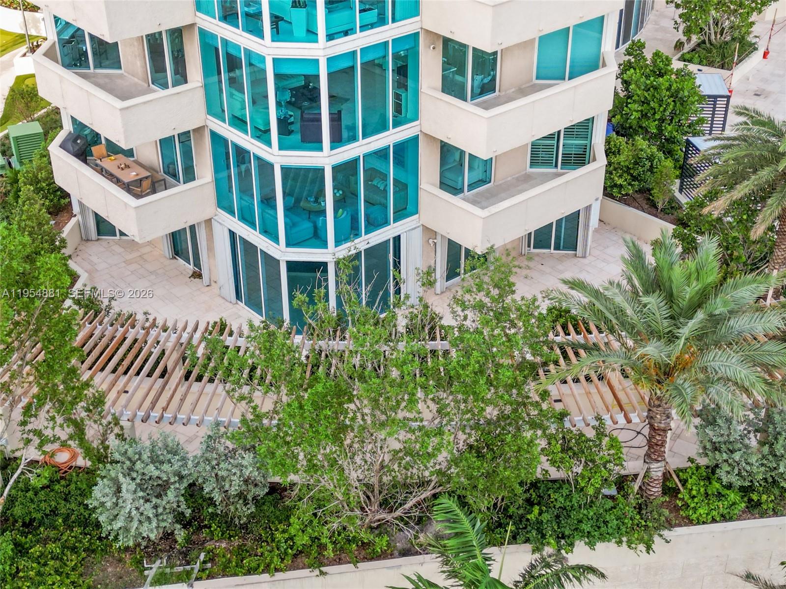 300 S Pointe Dr Unit 303 | Portofino Tower