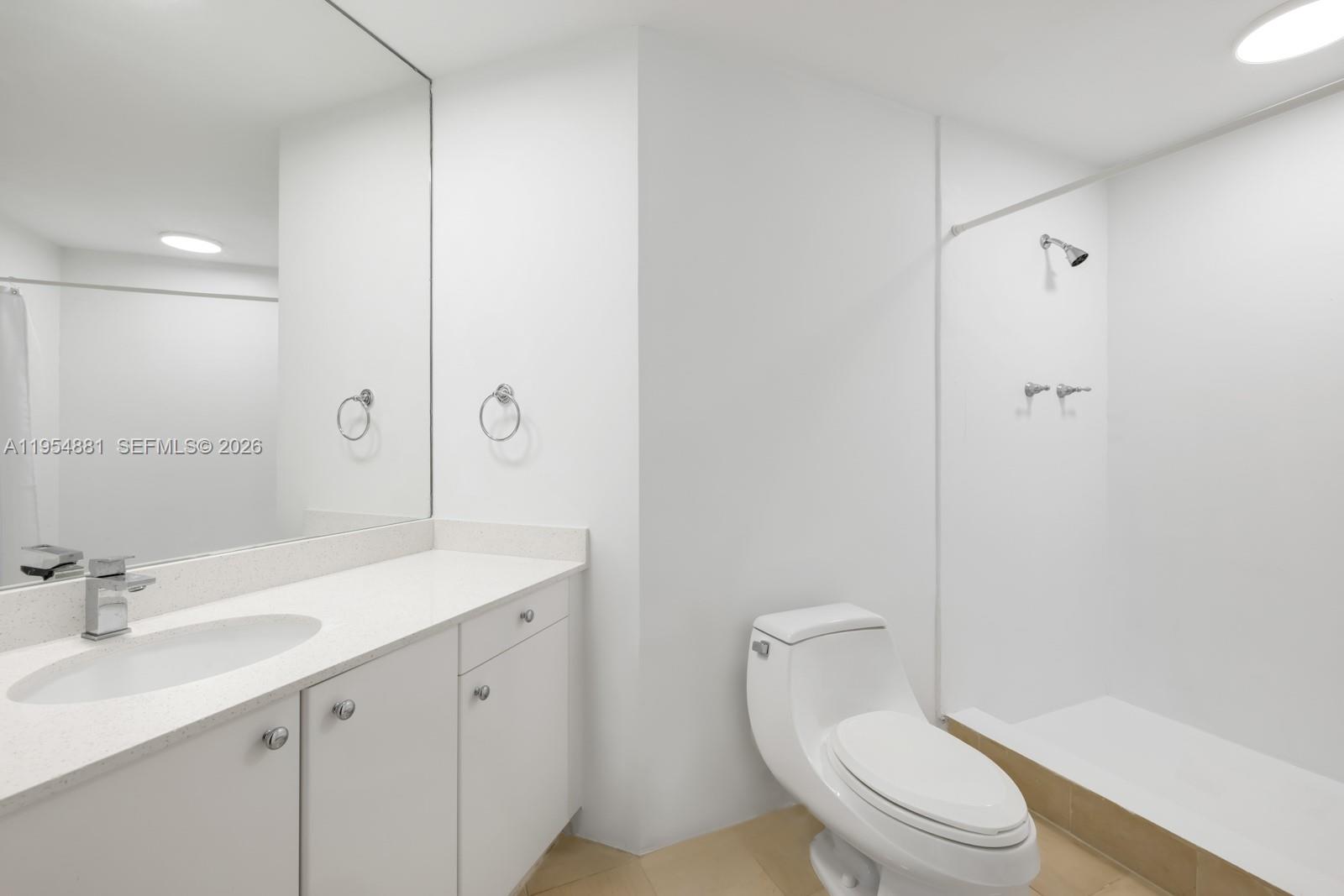 300 S Pointe Dr Unit 303 | Portofino Tower