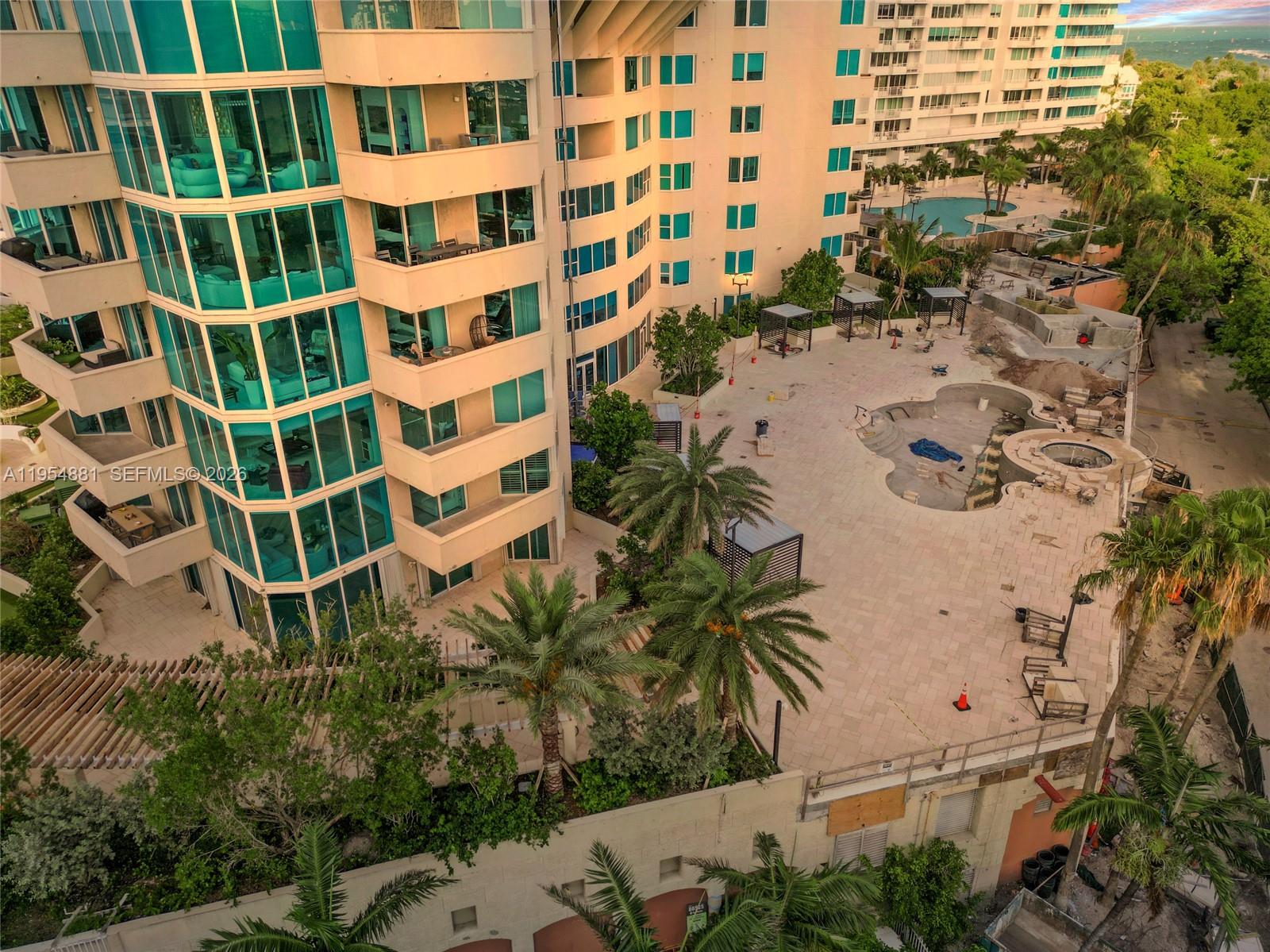 300 S Pointe Dr Unit 303 | Portofino Tower