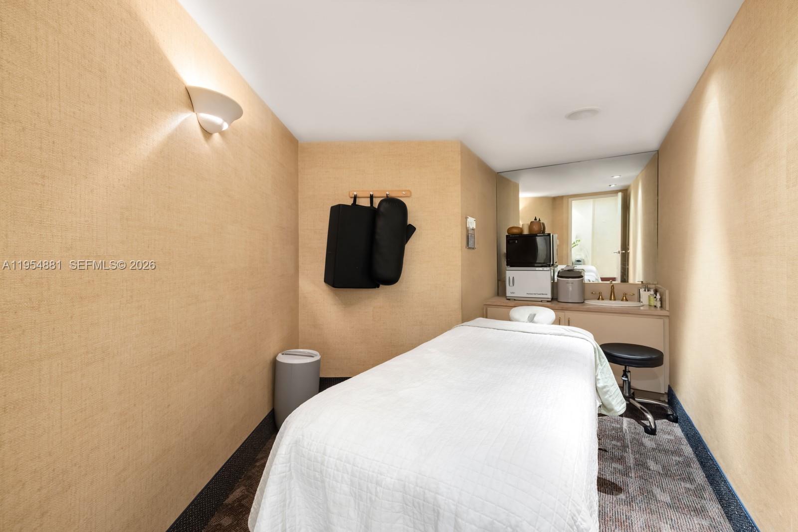 300 S Pointe Dr Unit 303 | Portofino Tower