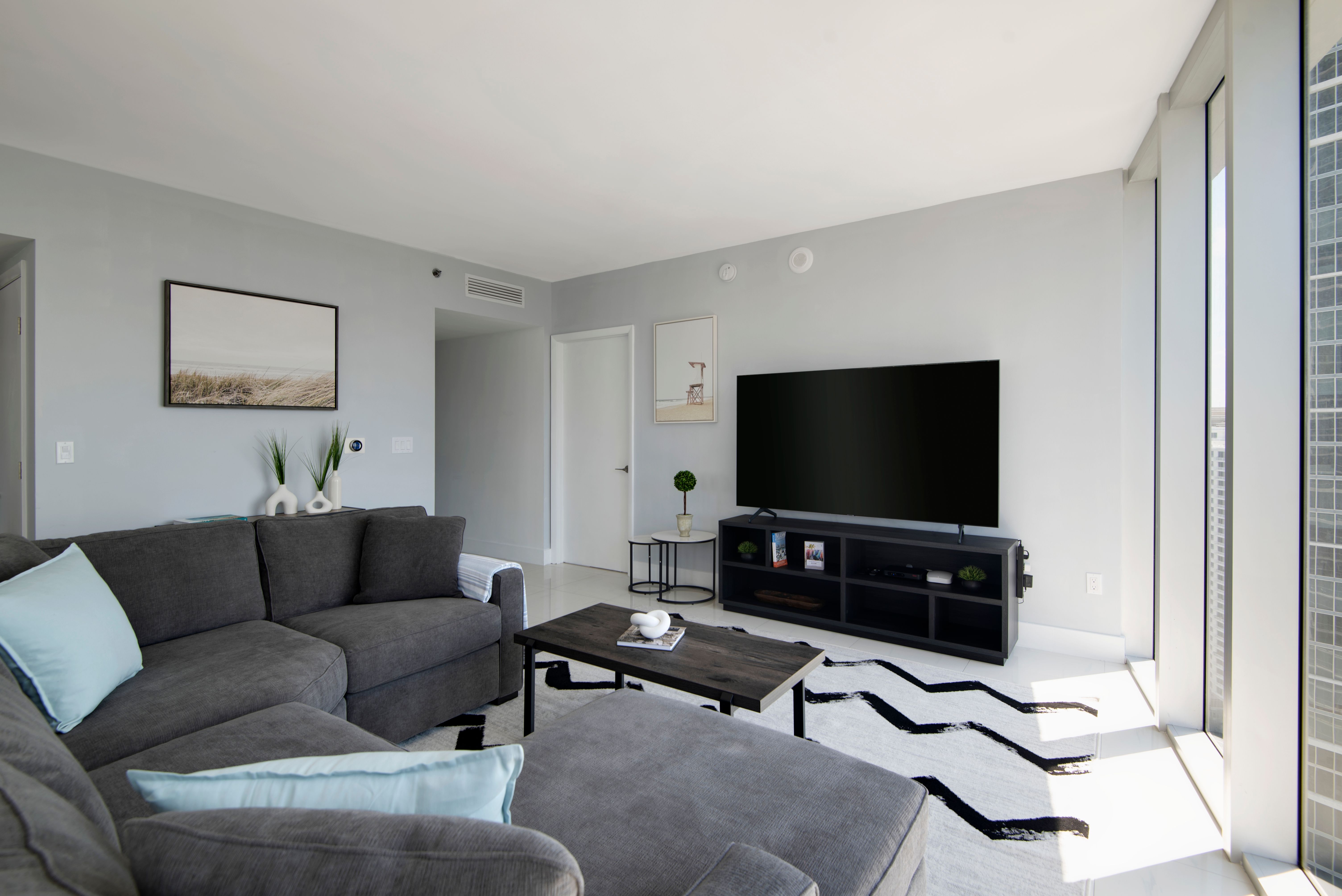 485 Brickell Ave Unit# 3208