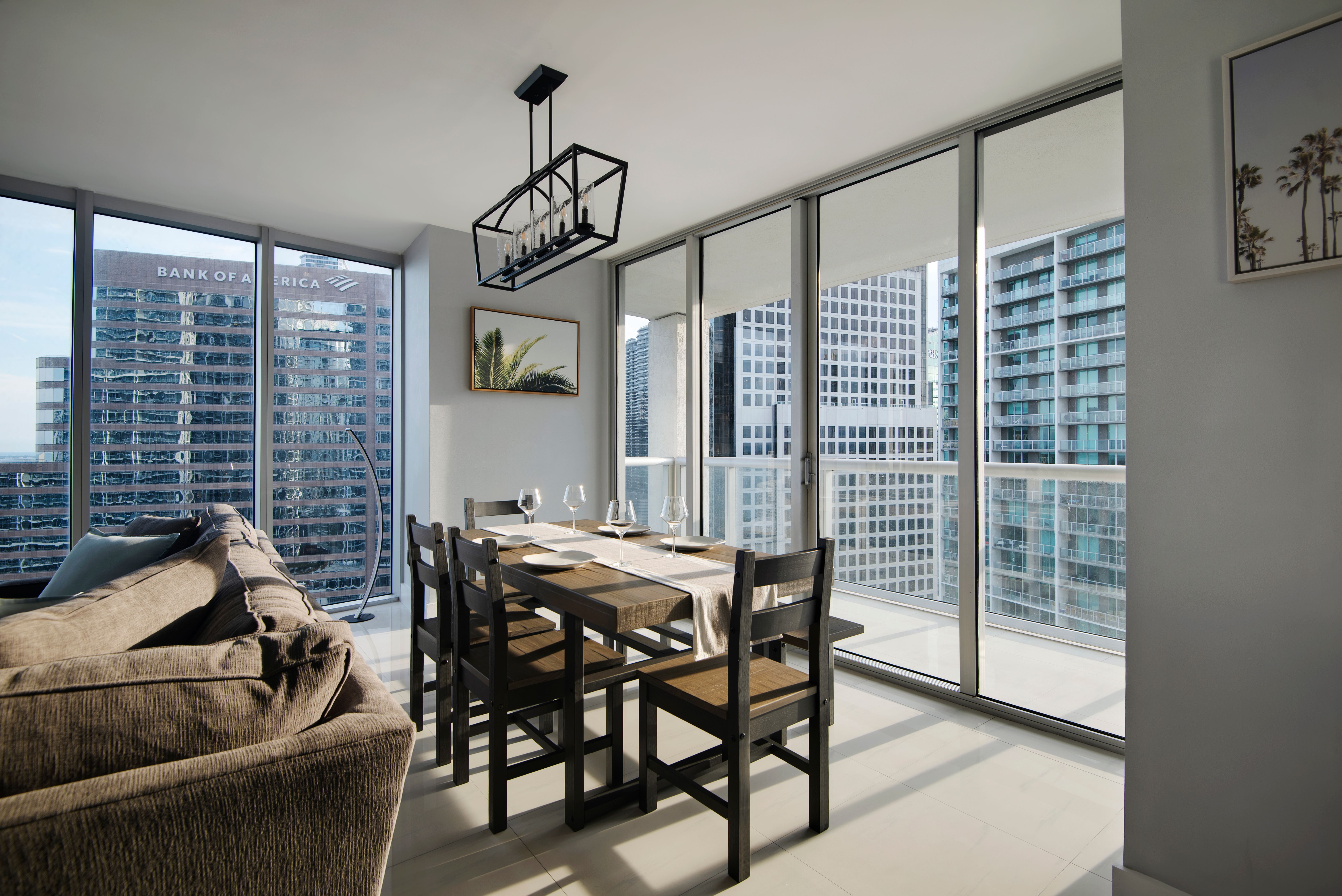 485 Brickell Ave Unit# 3208