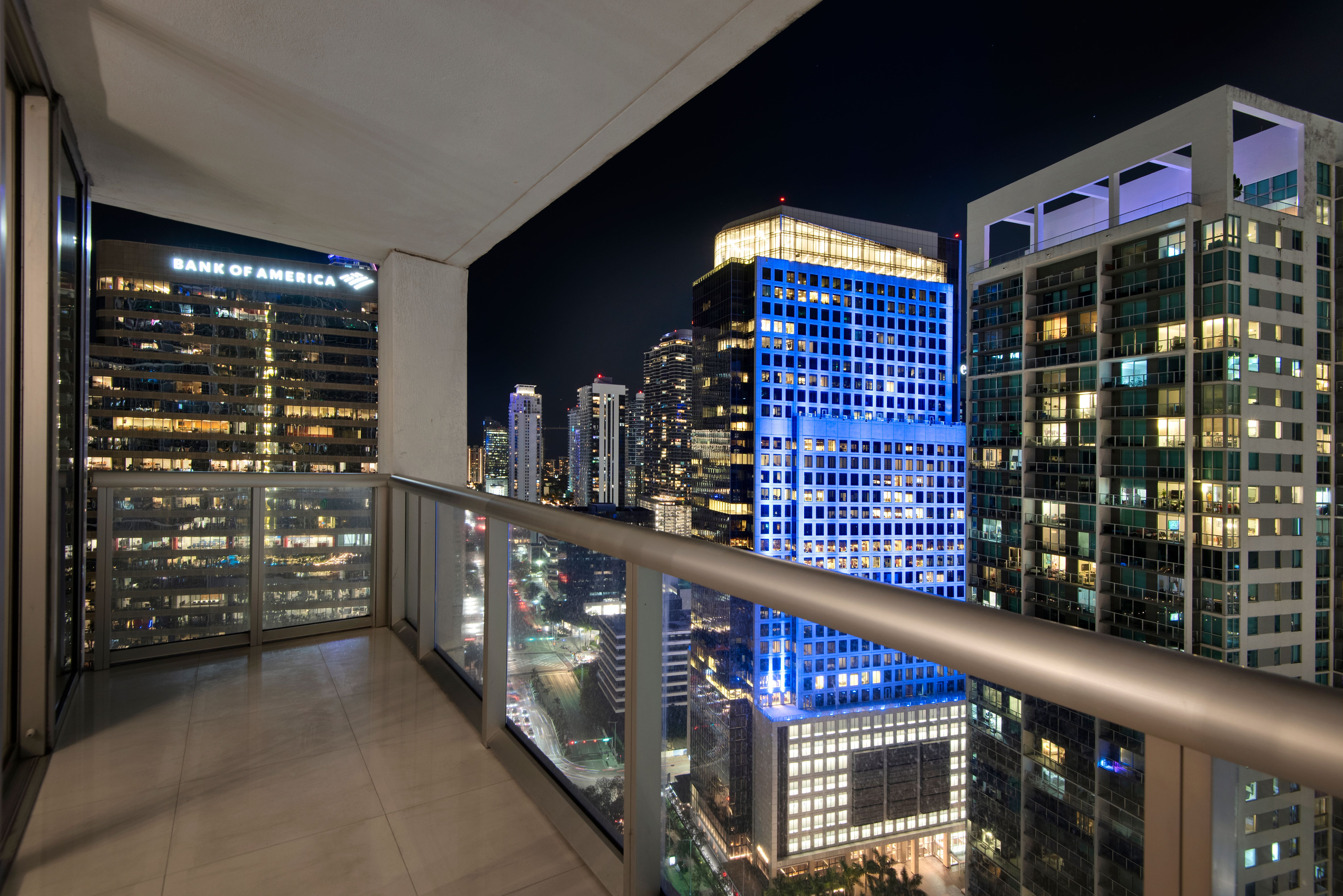 485 Brickell Ave Unit# 3208