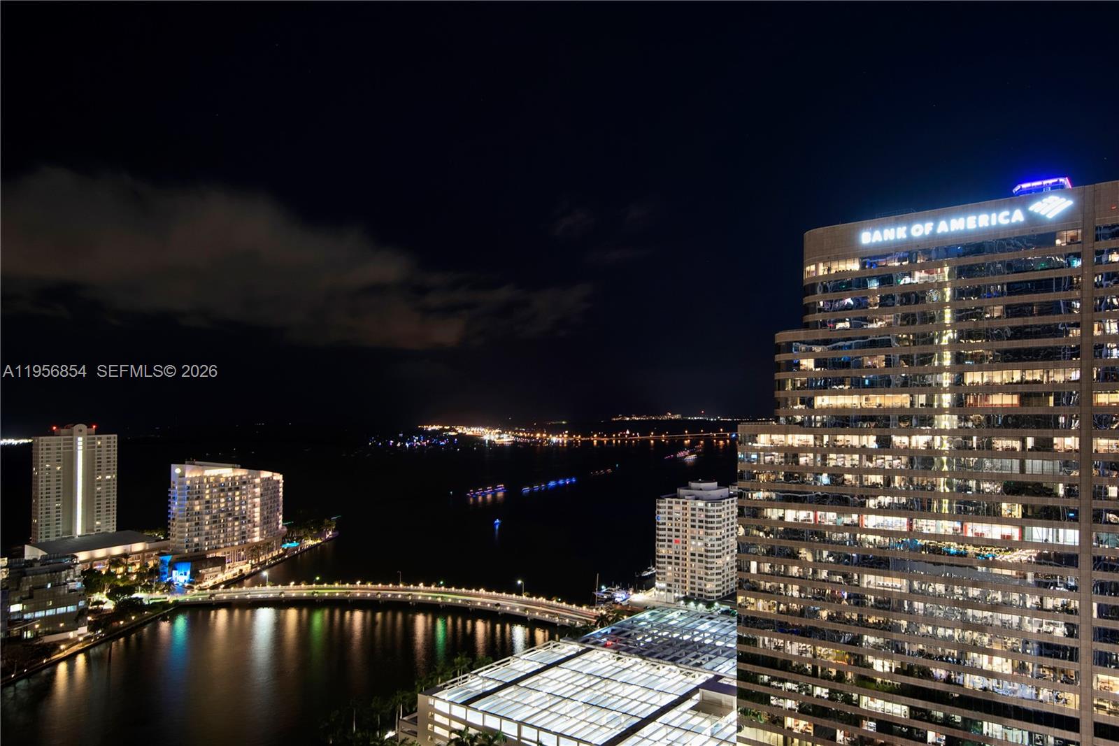 485 Brickell Ave # 3208