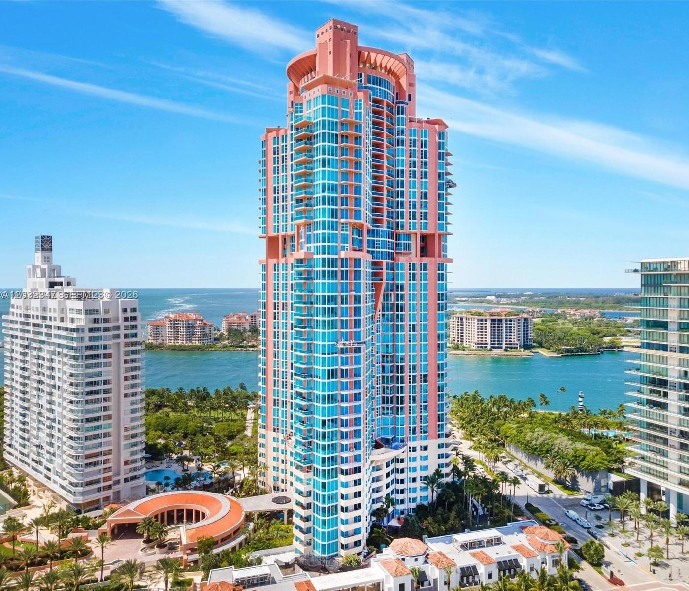300 S Pointe Dr # 908
