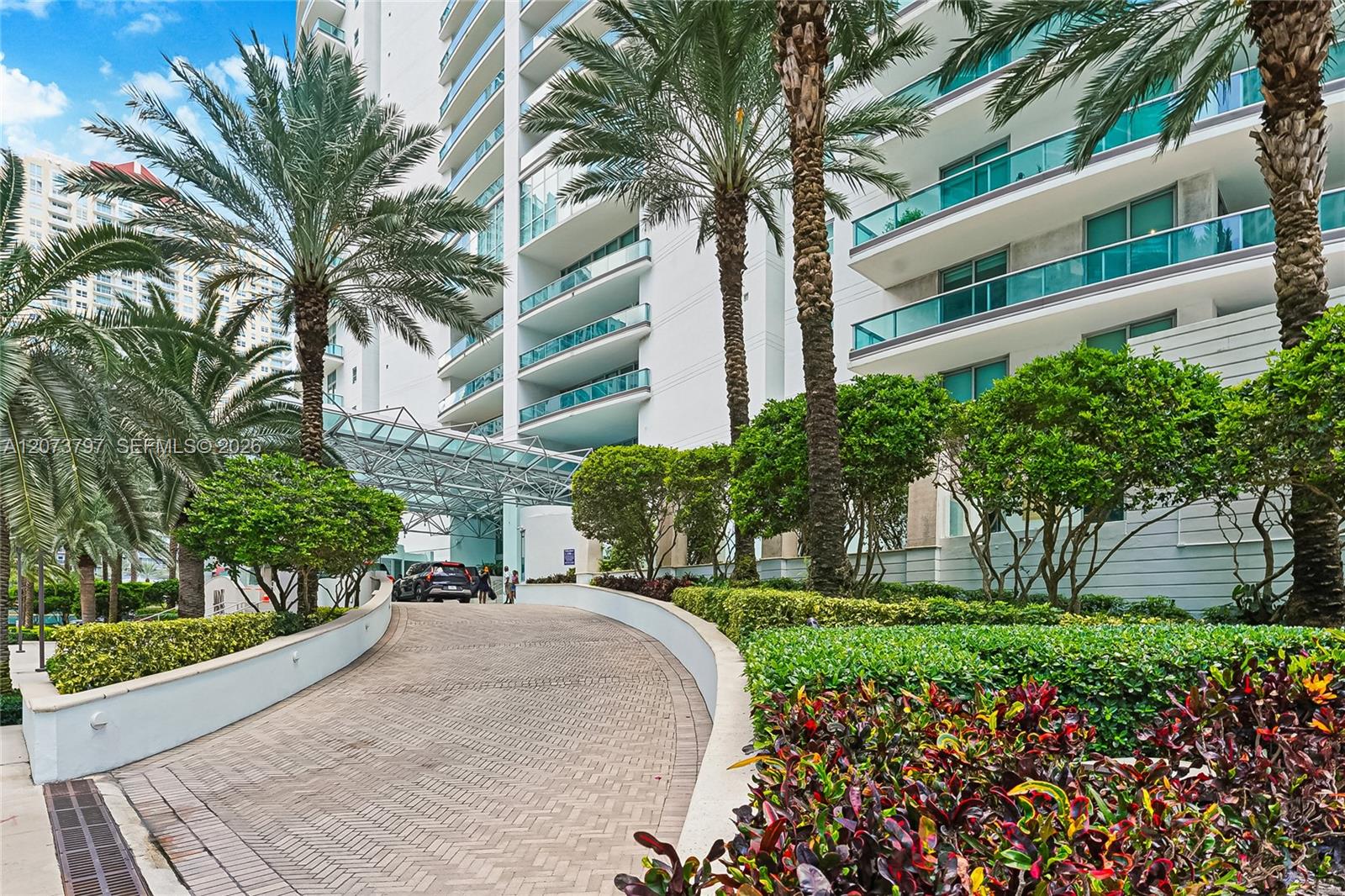 1331 Brickell Bay Dr # 611