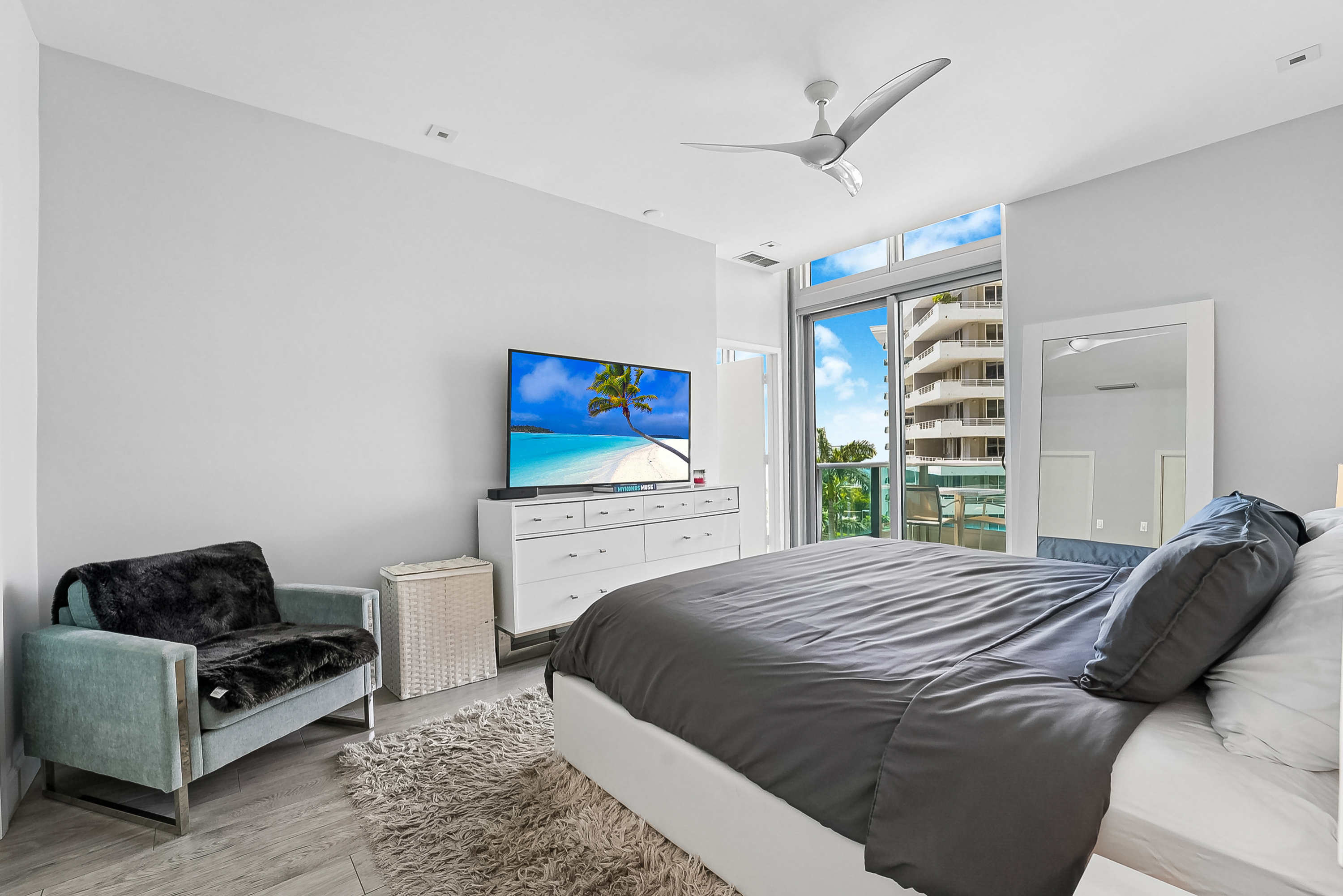 1331 Brickell Bay Dr Unit# 611