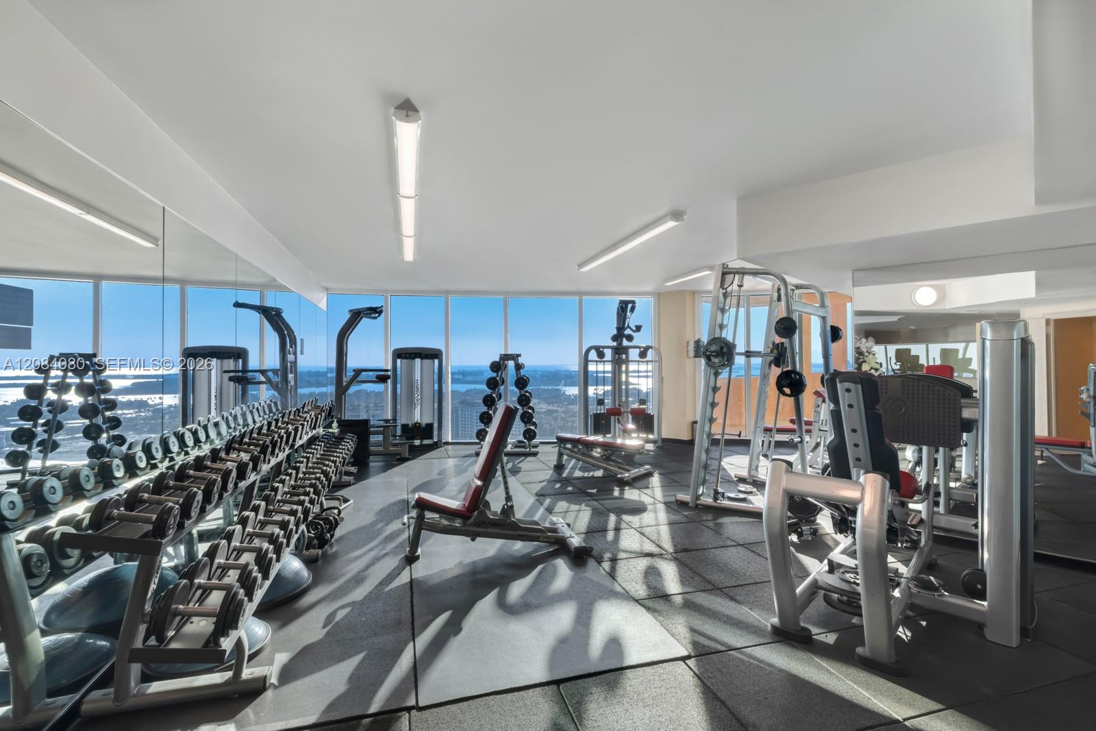 300 S Pointe Dr # 303