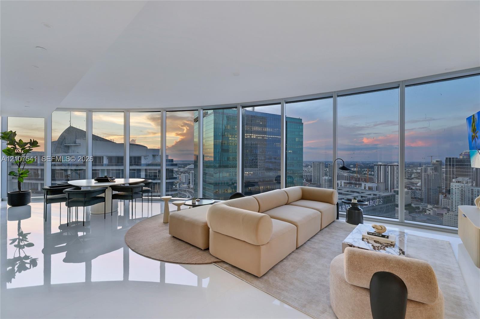 300 Biscayne Boulevard Way 5108 Miami Fl Us 33131 D1495e48644867b7692f01d249d0ed37