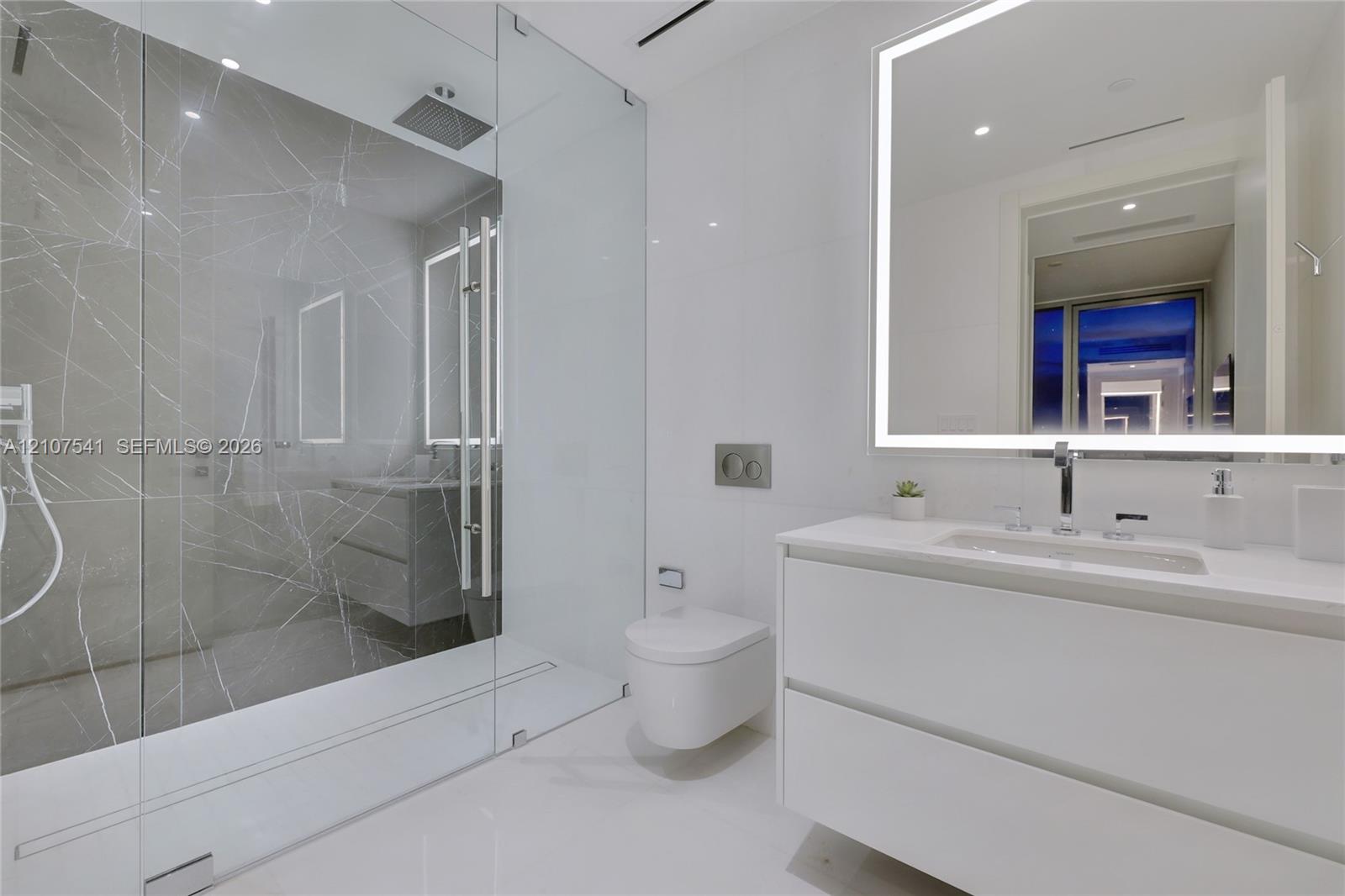 300 Biscayne Boulevard Way # 5108