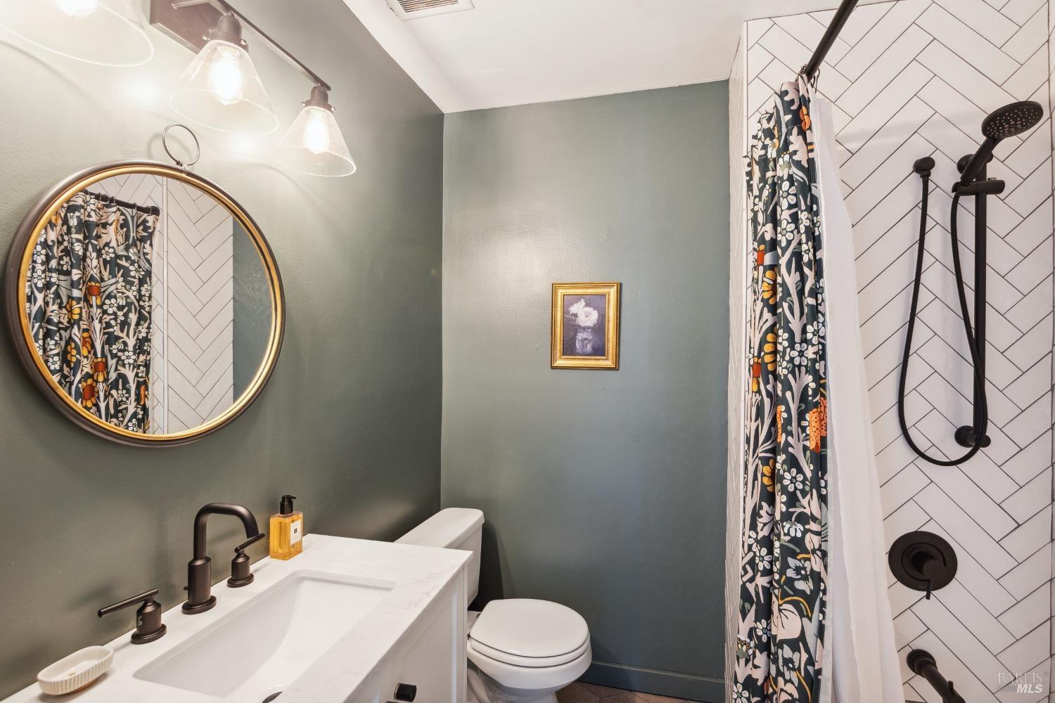 159 Lower Via Casitas