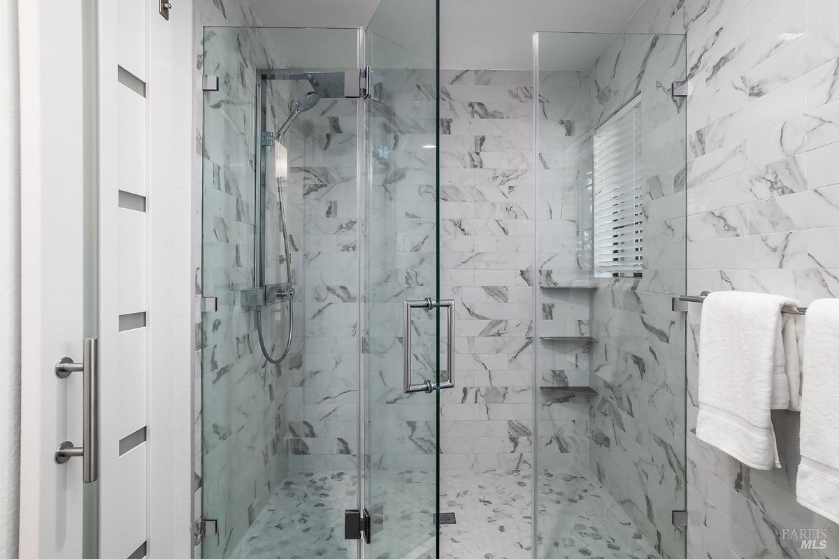 2532 Laguna Vista Dr