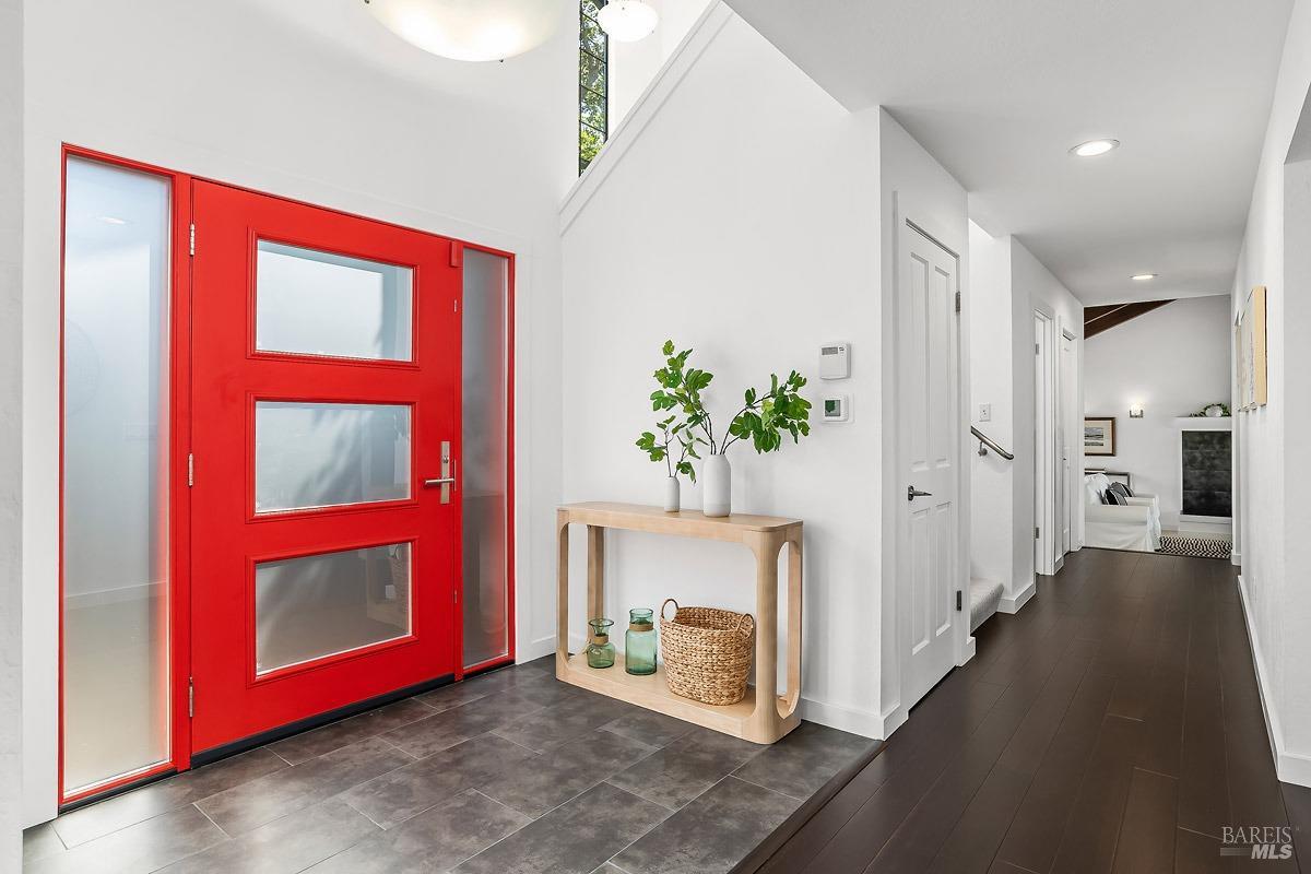 2532 Laguna Vista Dr