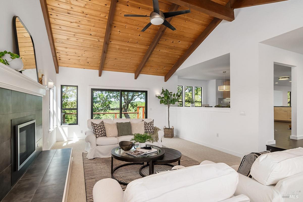 2532 Laguna Vista Dr