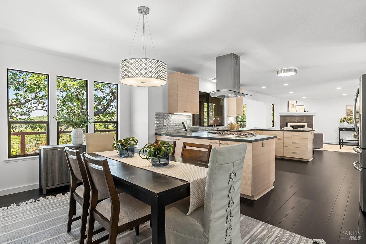 2532 Laguna Vista Dr