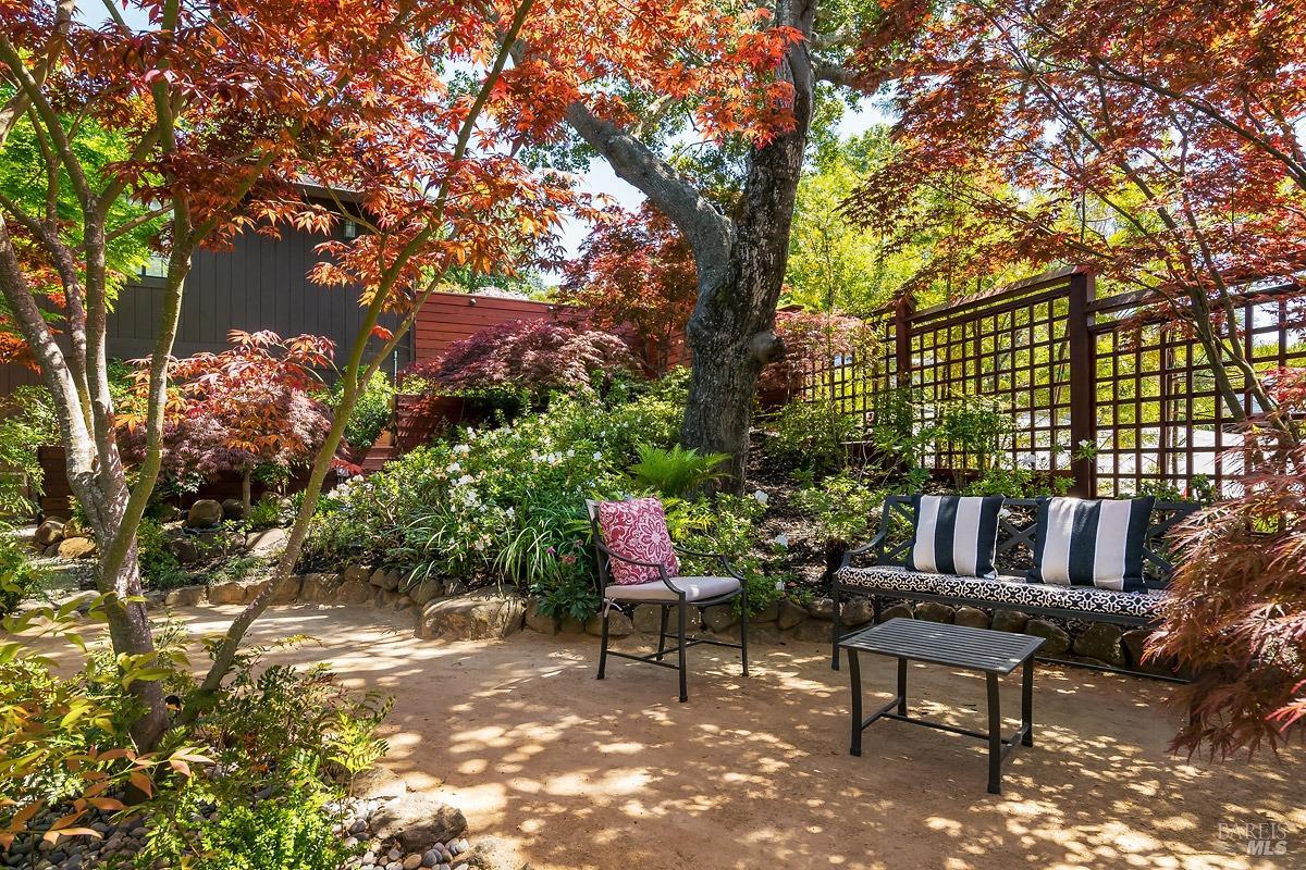 2532 Laguna Vista Dr