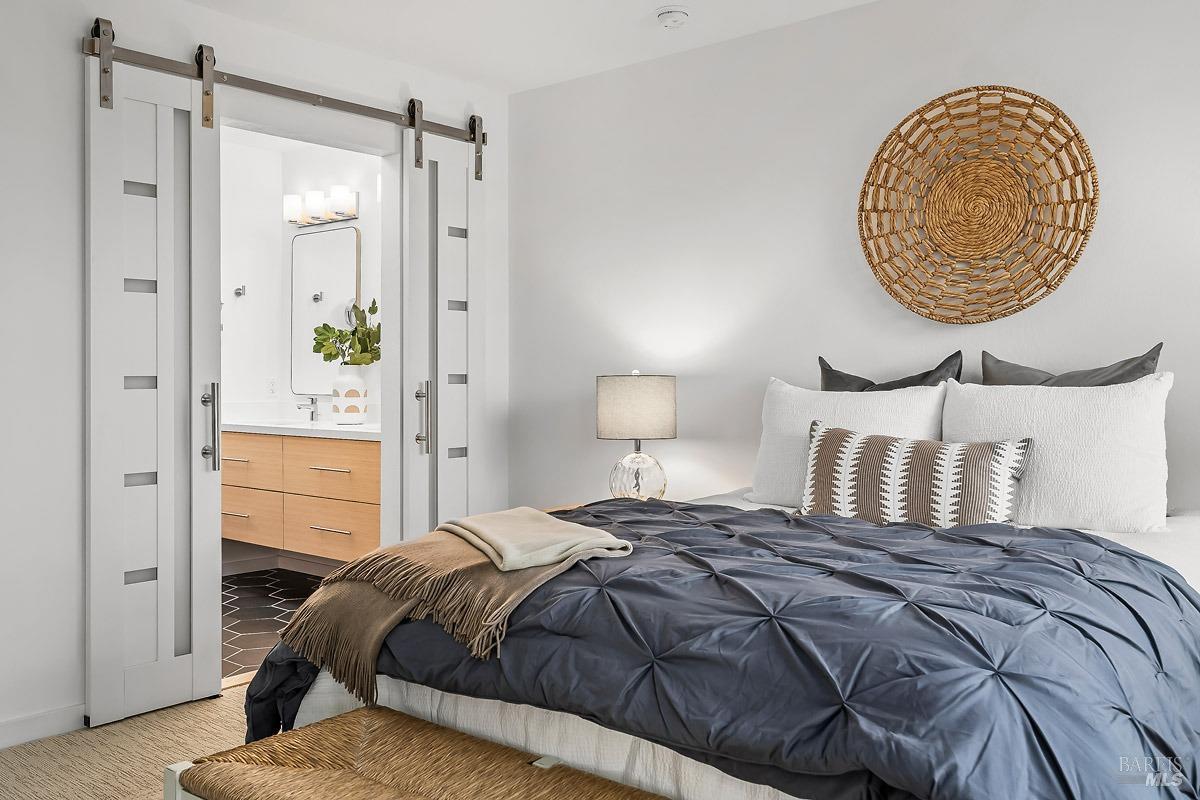 2532 Laguna Vista Dr