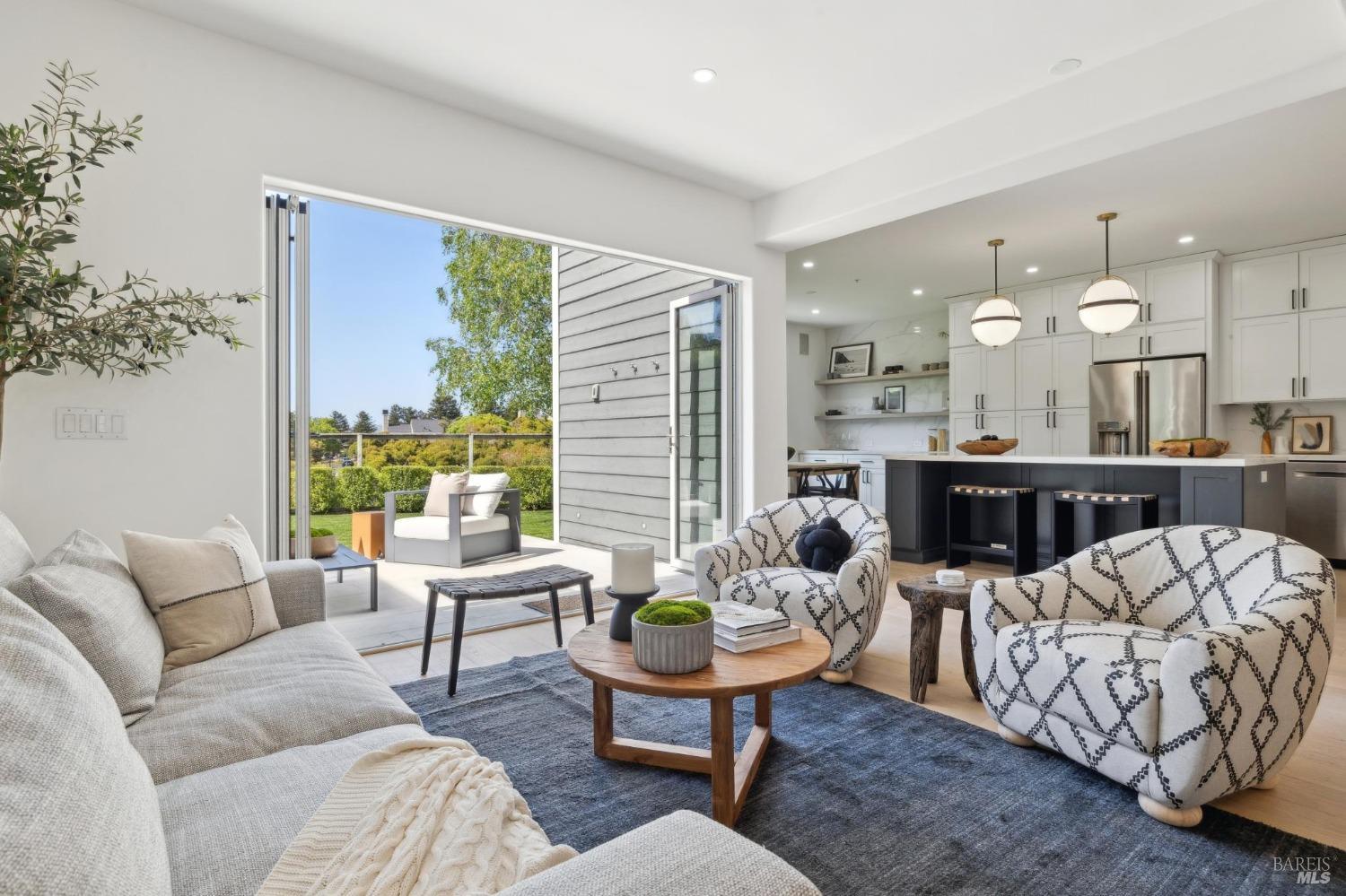 105 Madera Del Presidio Dr