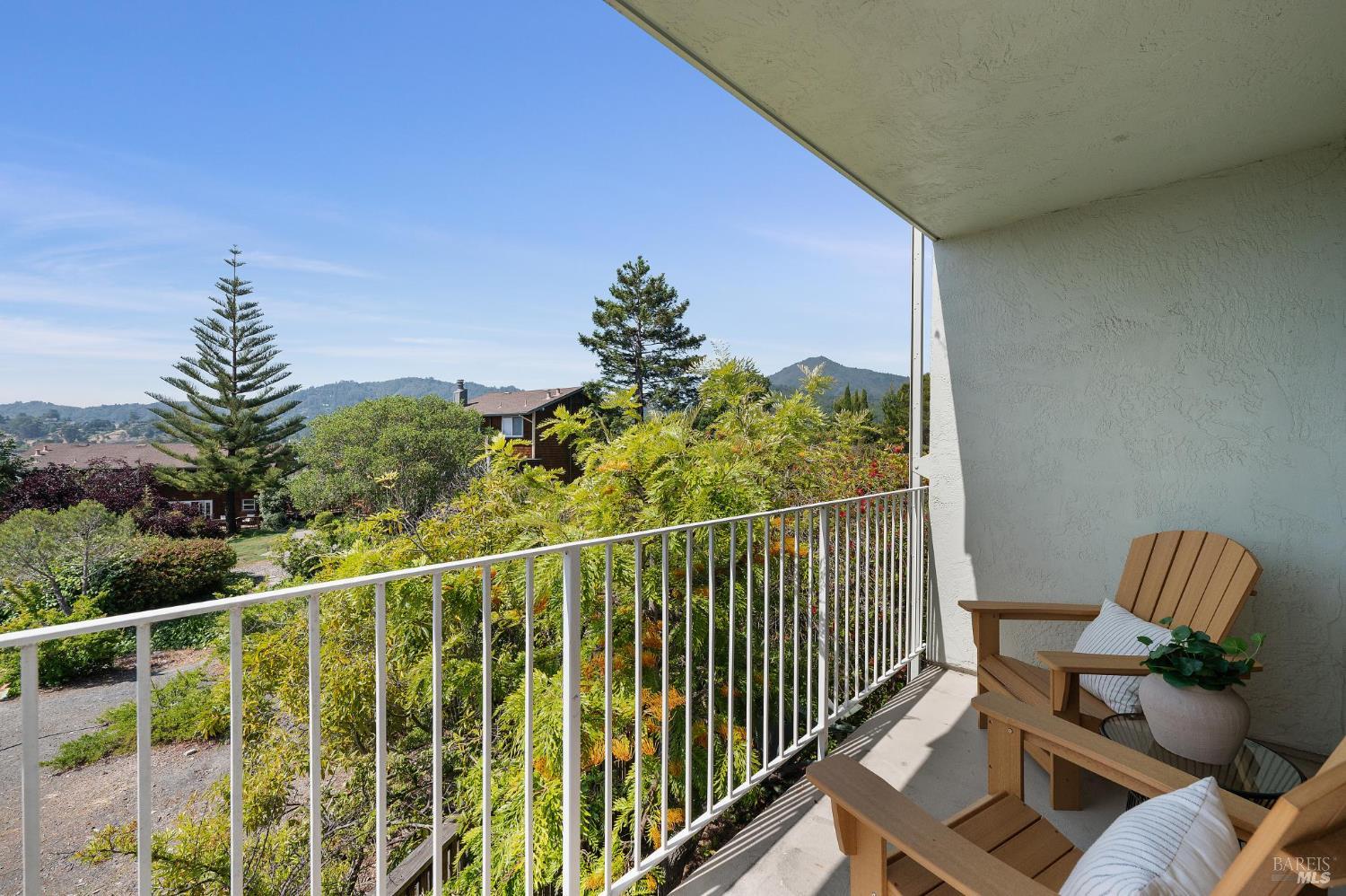 159 Lower Via Casitas
