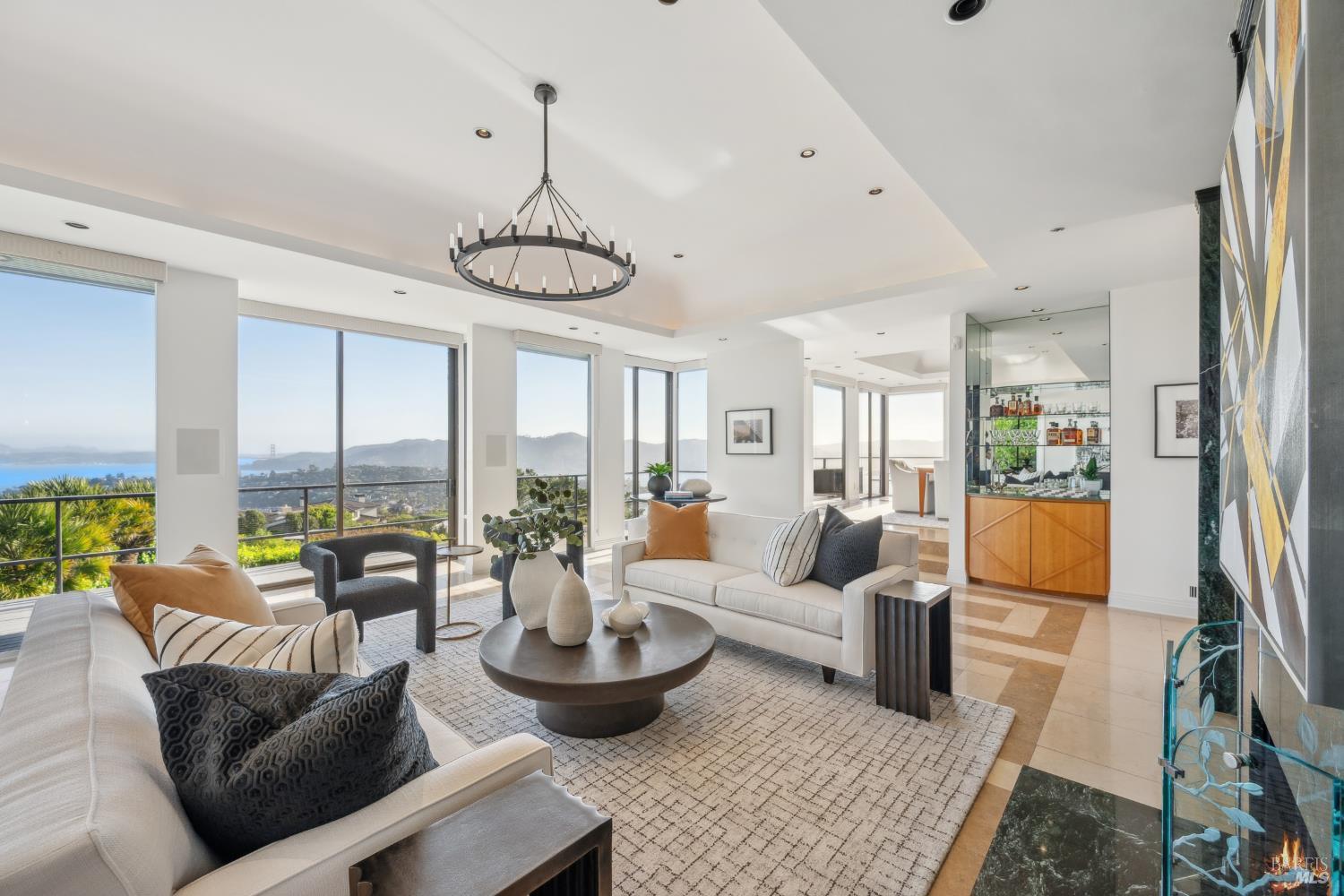 6 Saint Gabrielle Ct