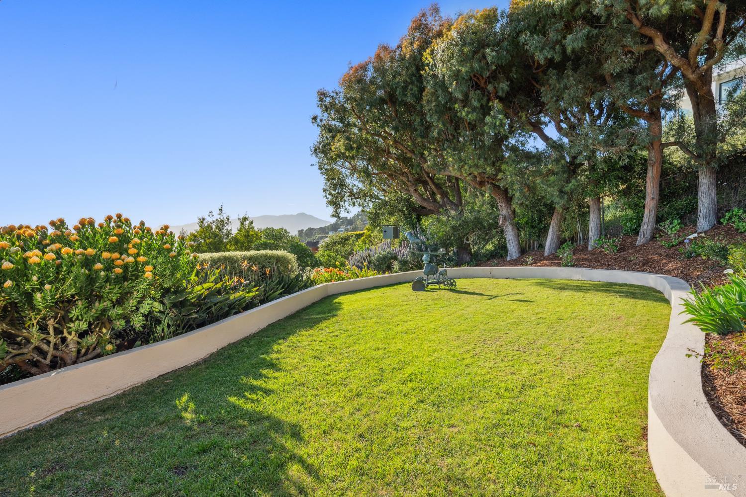 6 Saint Gabrielle Ct