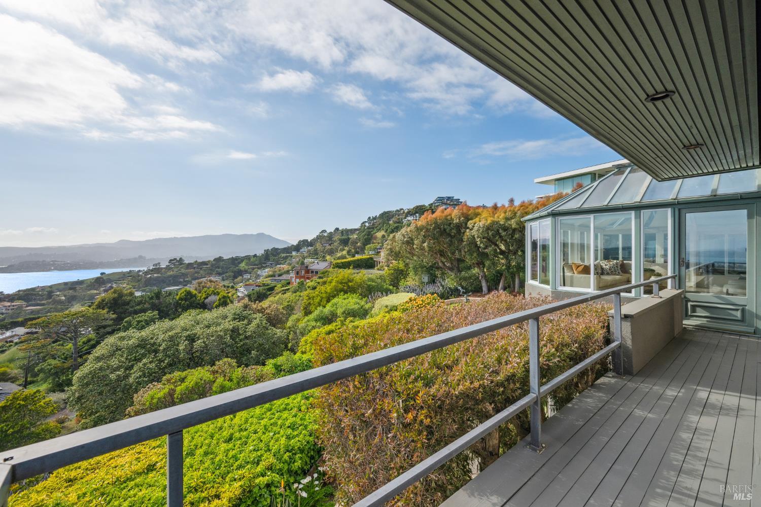 6 Saint Gabrielle Ct