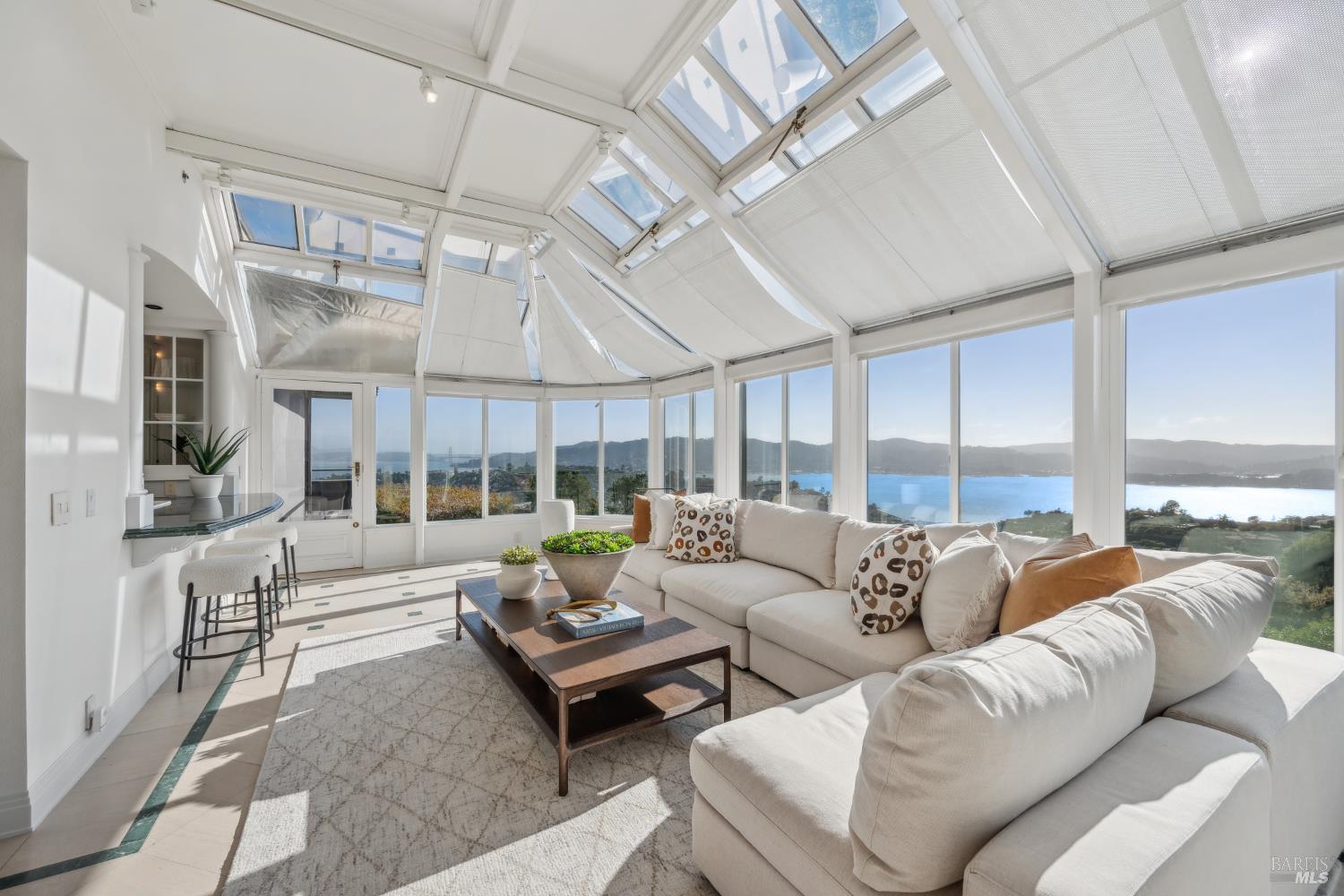 6 Saint Gabrielle Ct