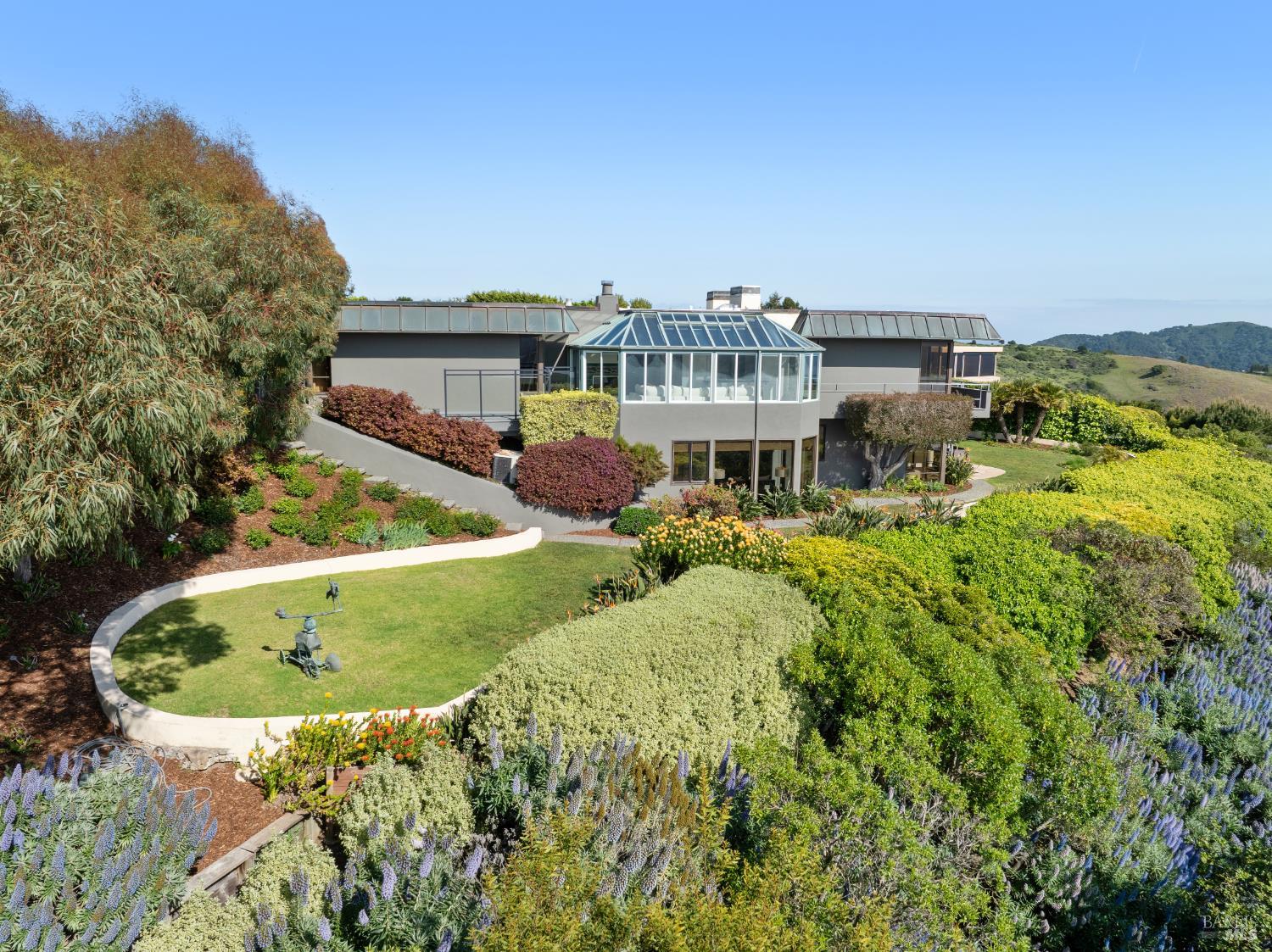 6 Saint Gabrielle Ct