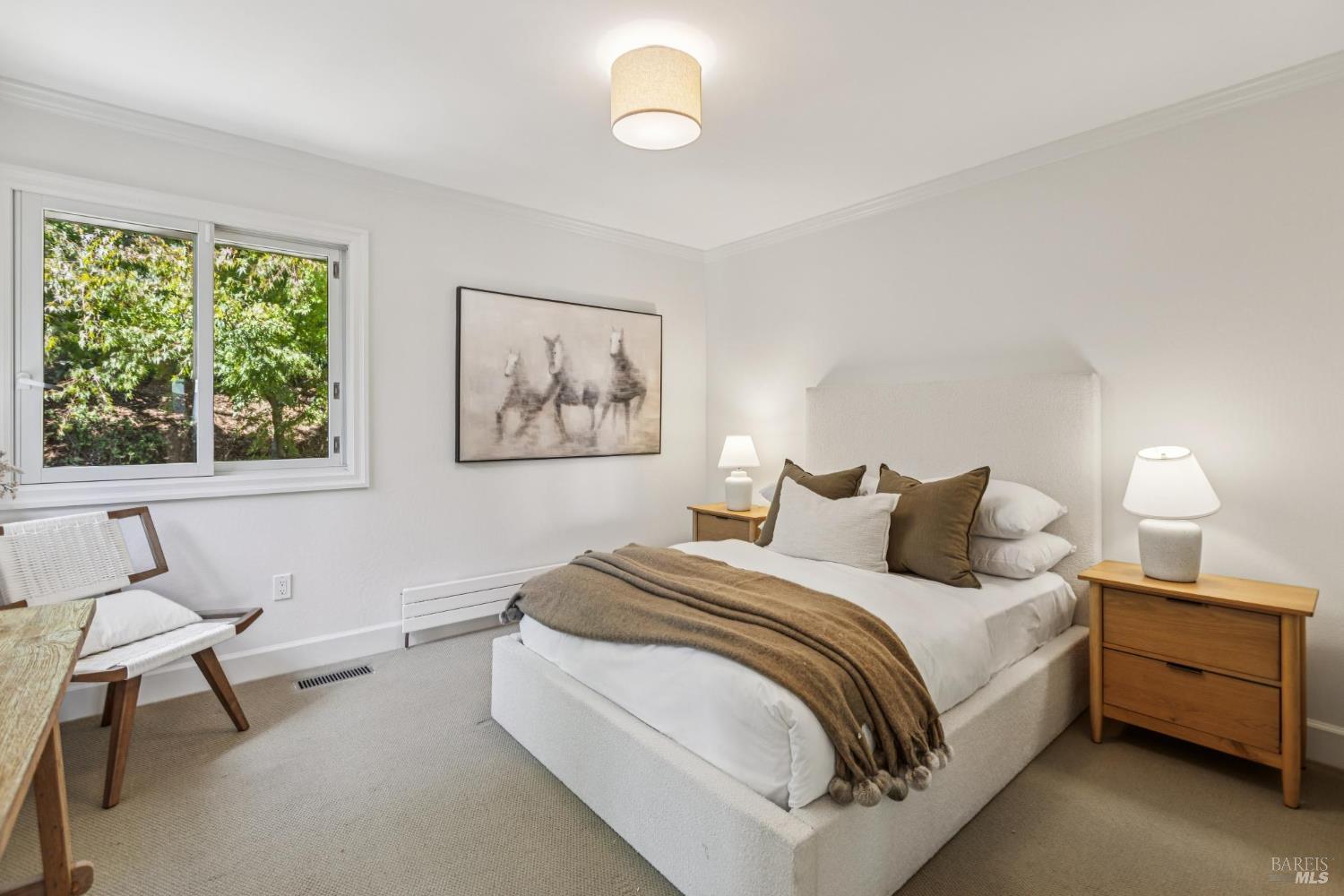 12 Tara View Road