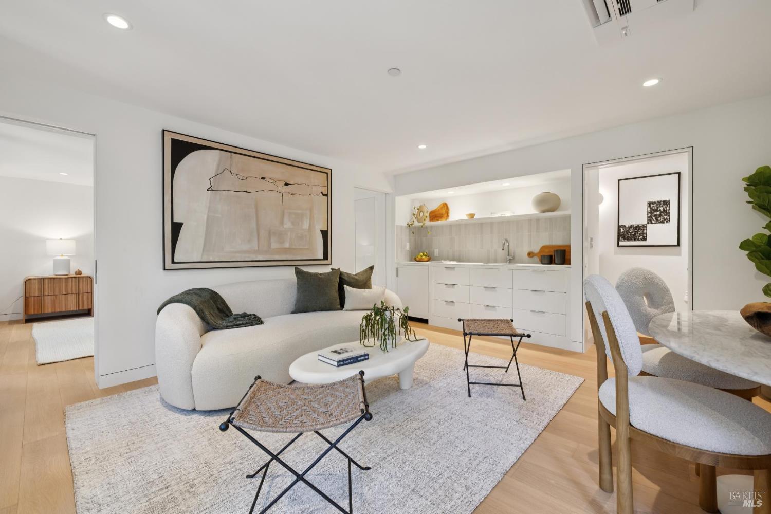 28 Marsh Dr