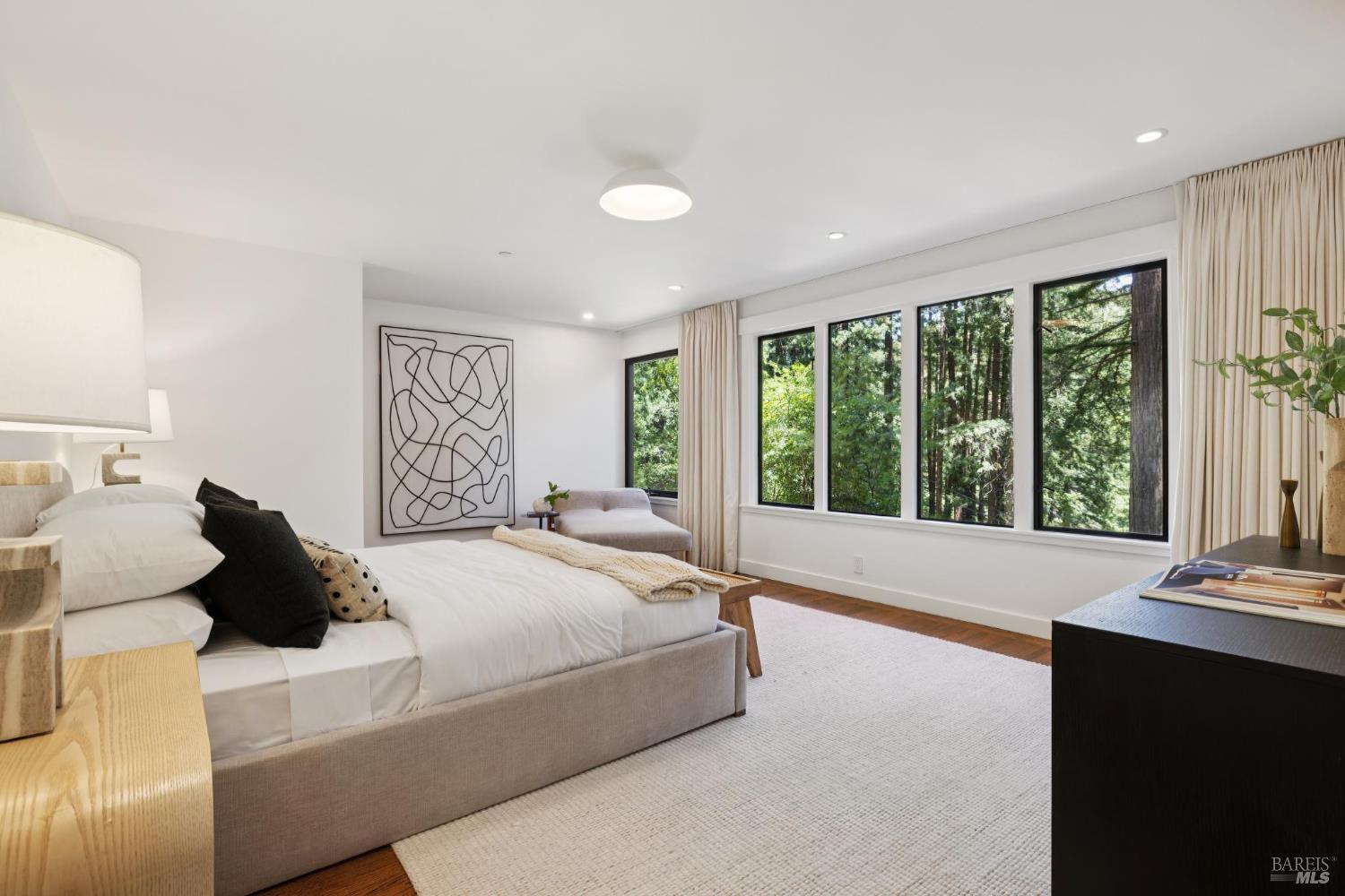 28 Marsh Dr