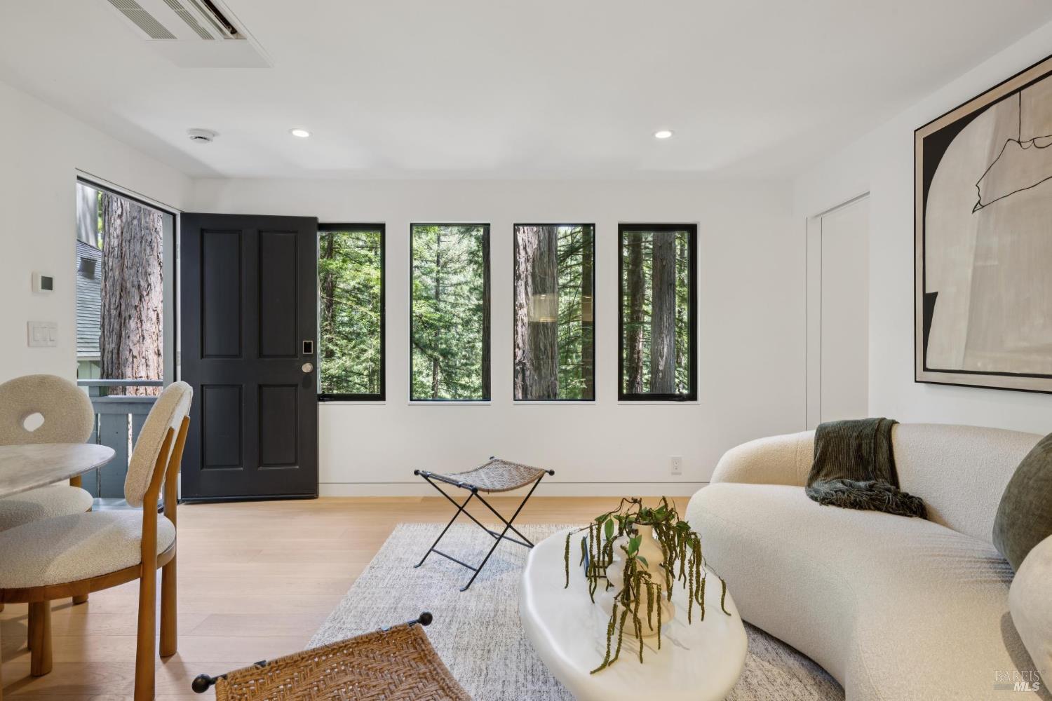 28 Marsh Dr