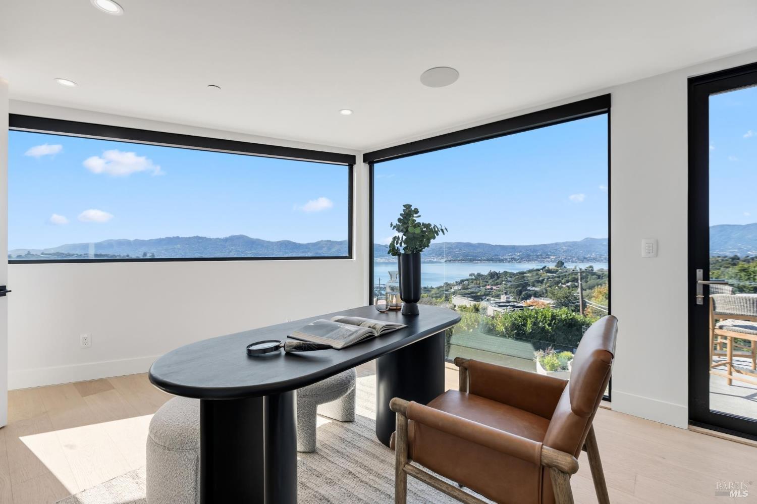 2 Audrey Ct