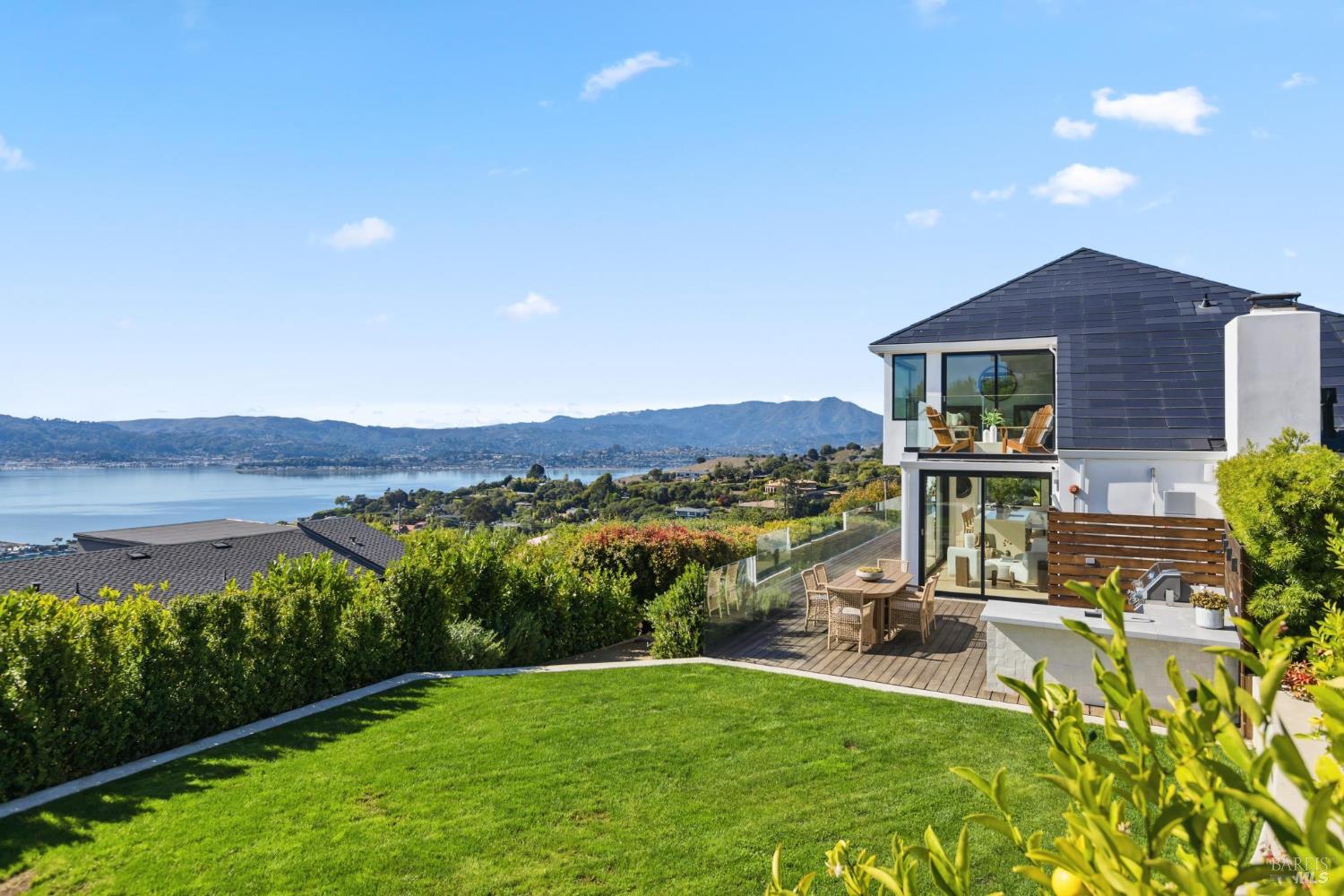 2 Audrey Ct