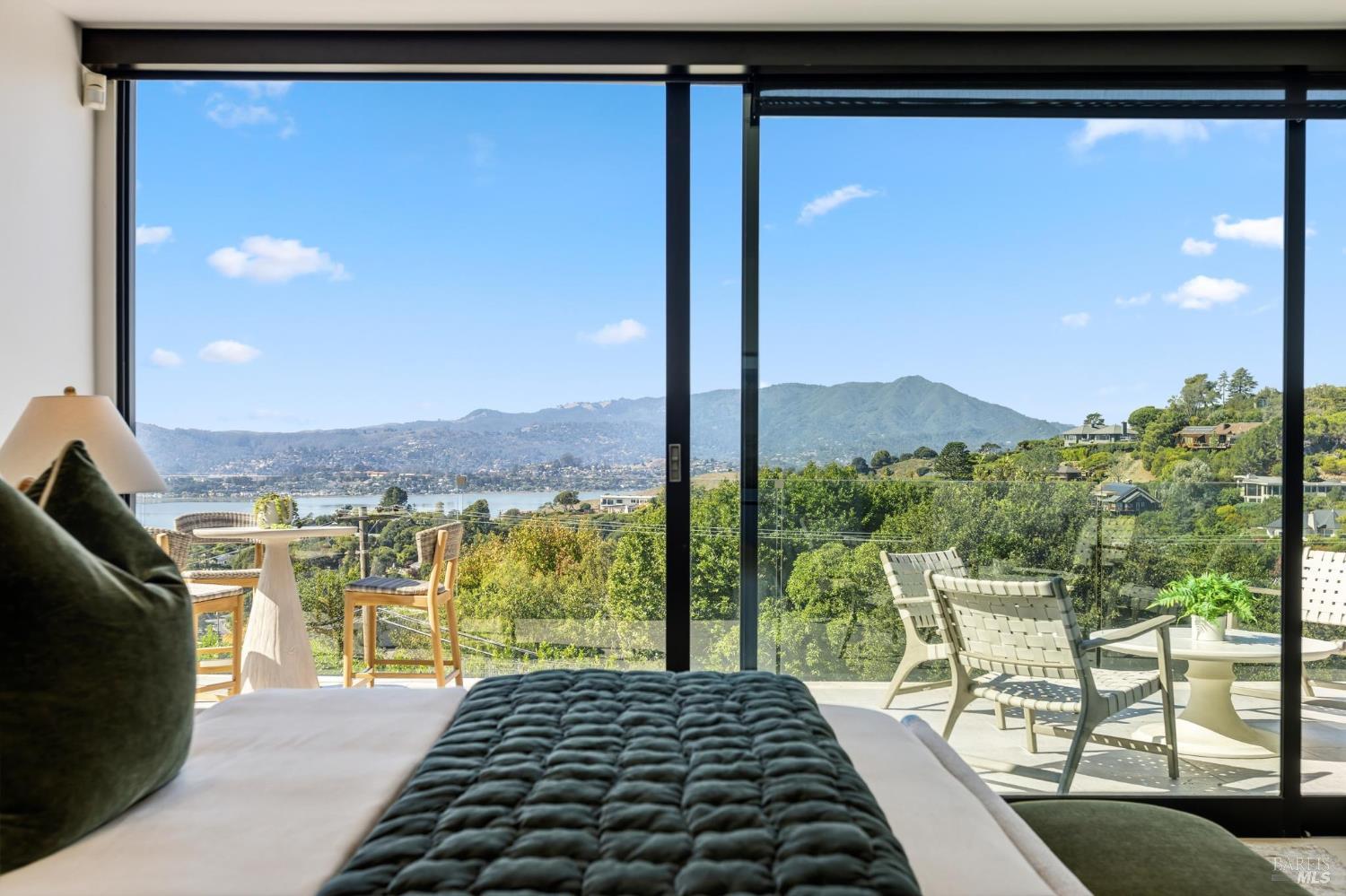 2 Audrey Ct