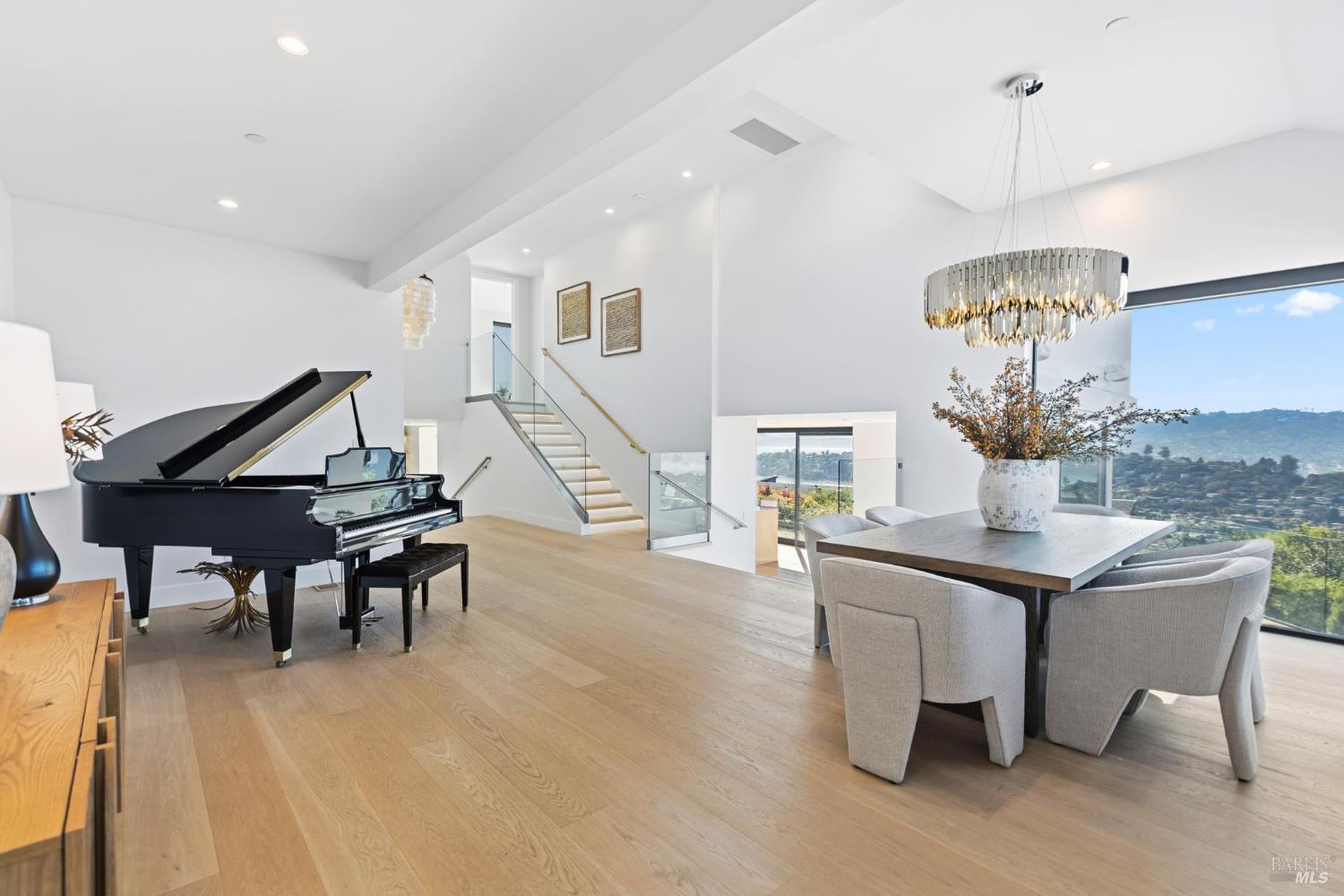 2 Audrey Ct