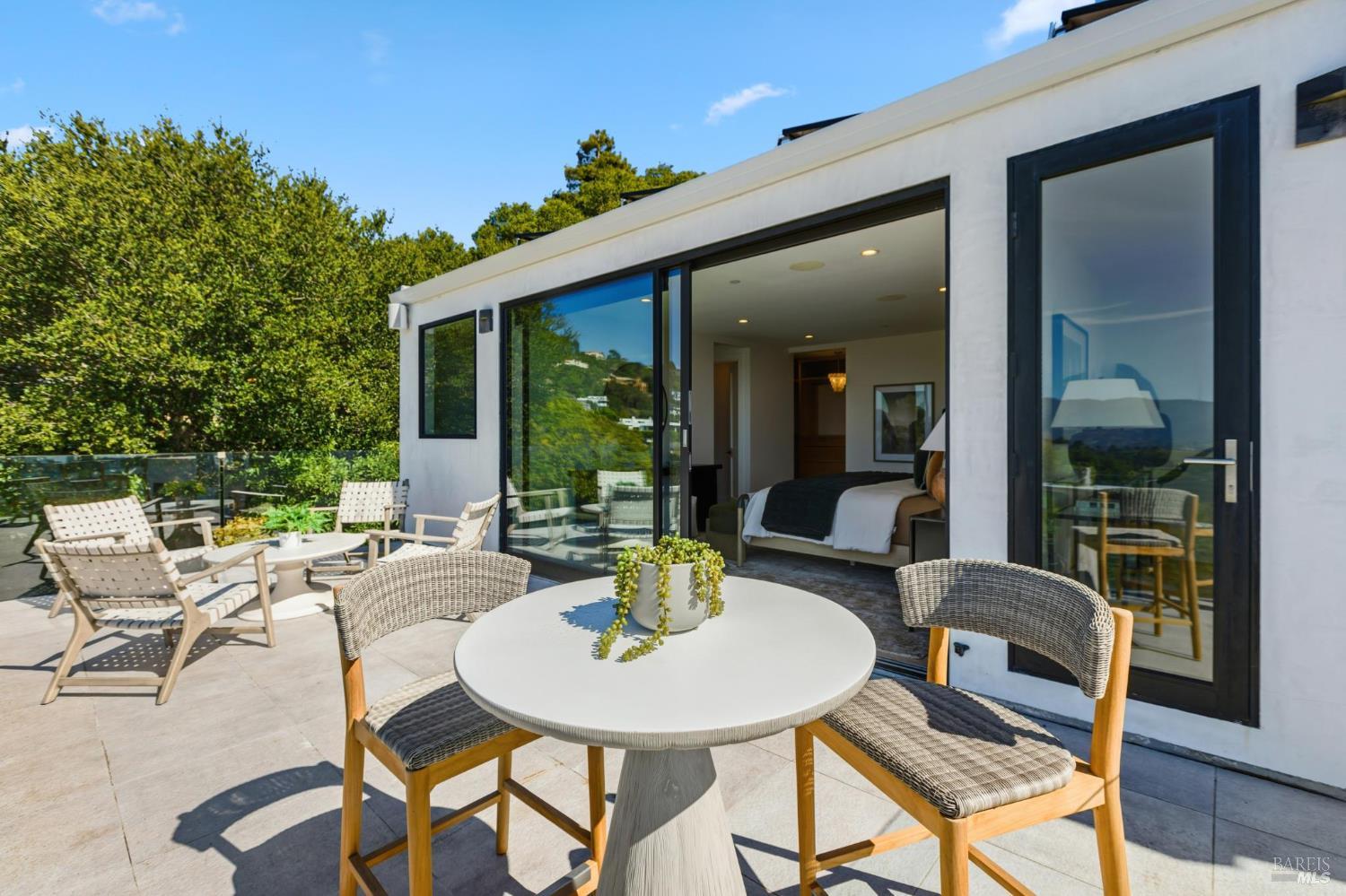 2 Audrey Ct