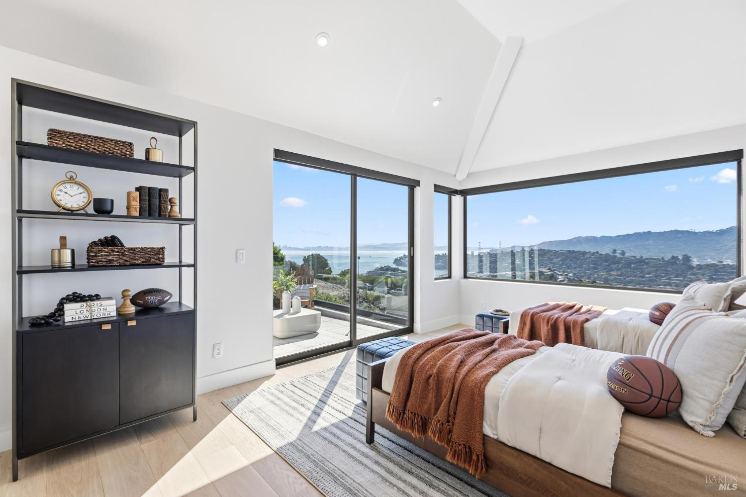 2 Audrey Ct