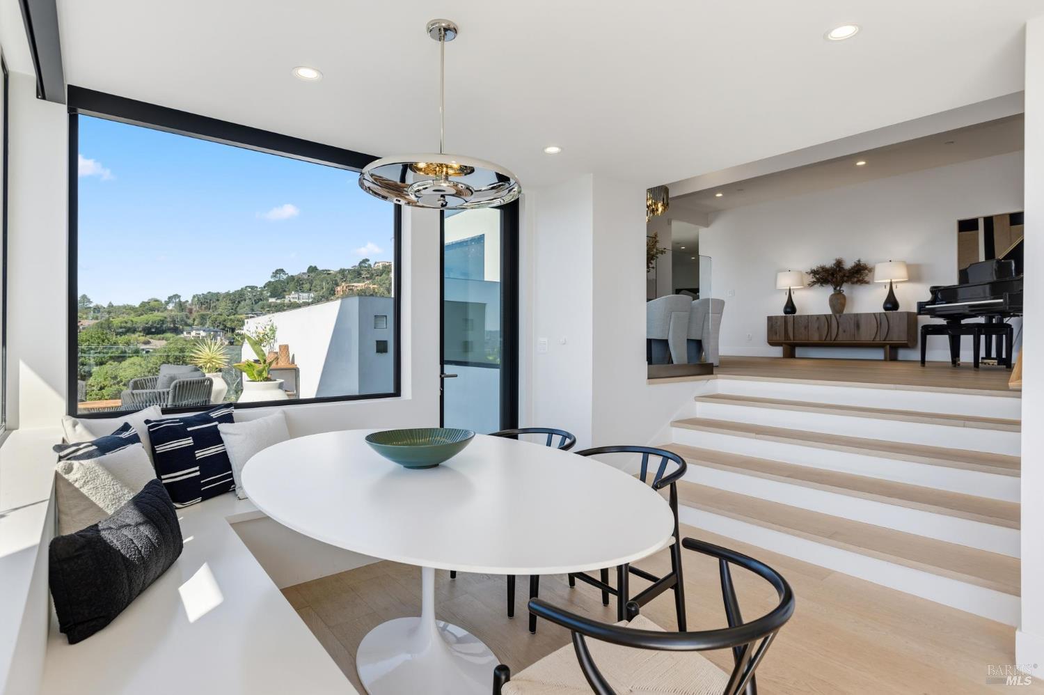 2 Audrey Ct