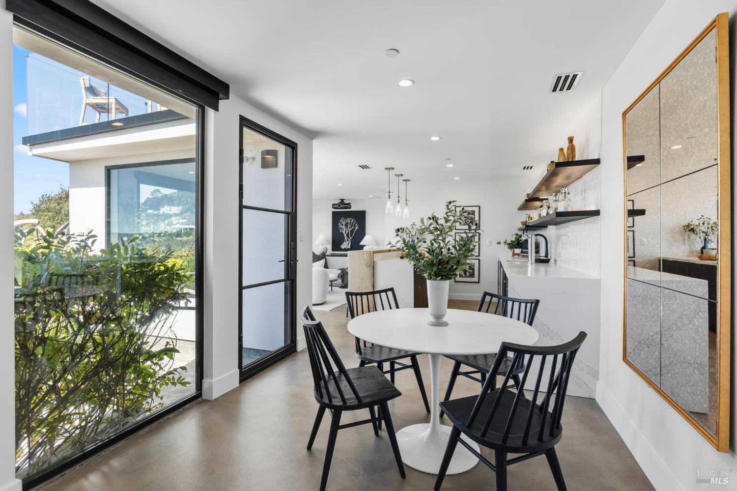 2 Audrey Ct