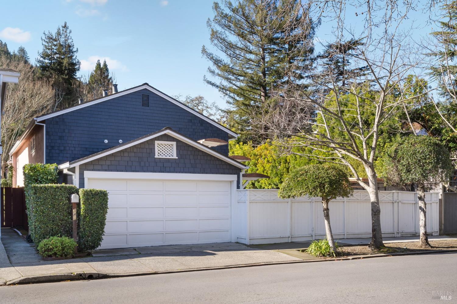 47 Redwood Drive
