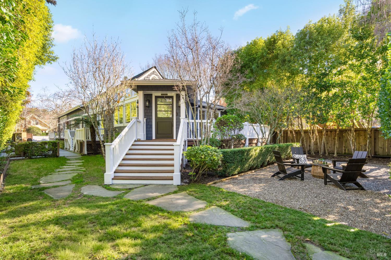 47 Redwood Drive