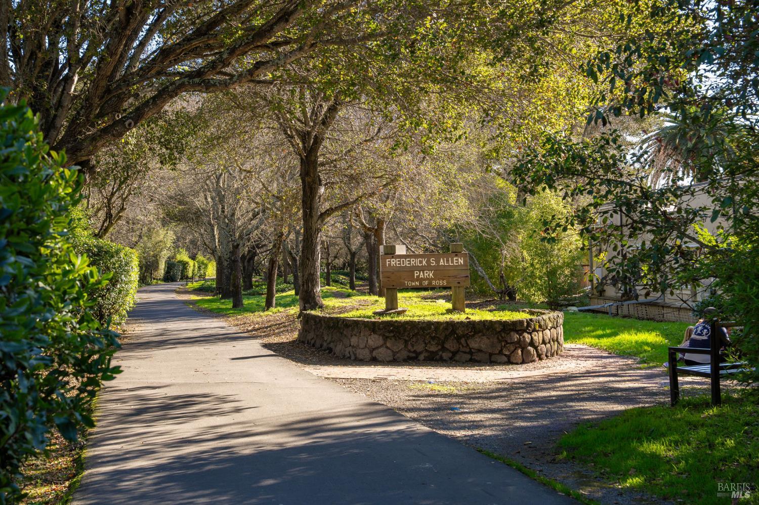 47 Redwood Drive